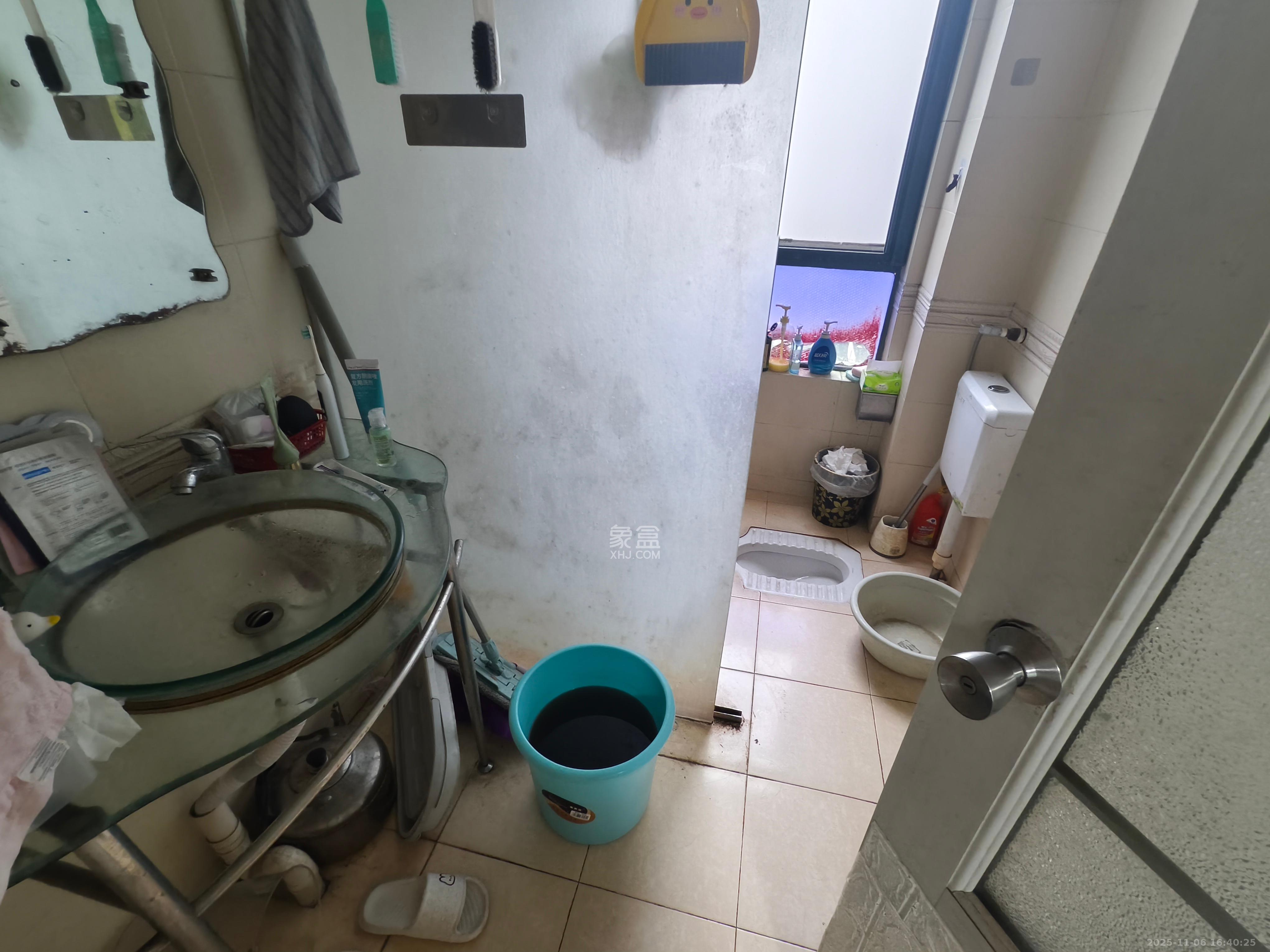 颐美园 2室1厅1卫 2400.0元/月 颐美园 2室1厅1卫 2400.0元/月室内图