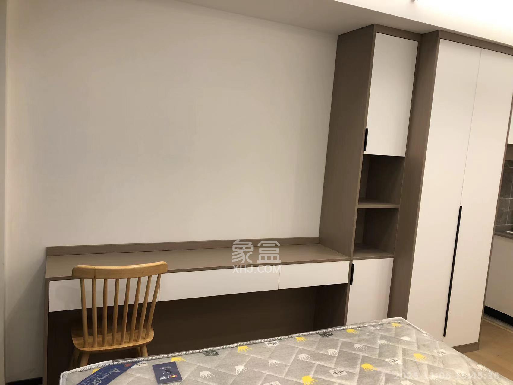 万科金色梦想D区  1室1厅1卫    1650.0元/月室内图