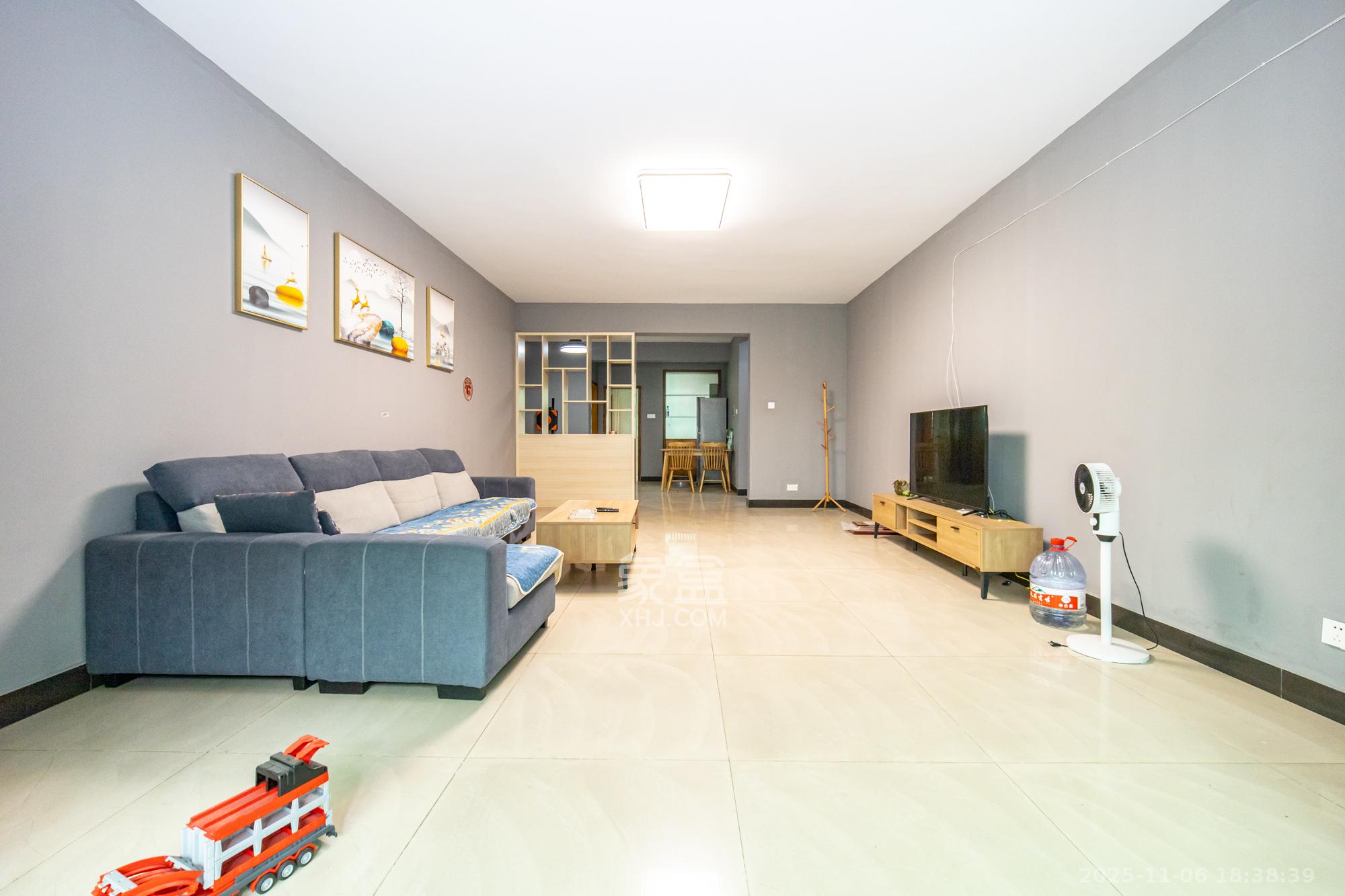 欣安小区  3室2厅2卫    65.8万