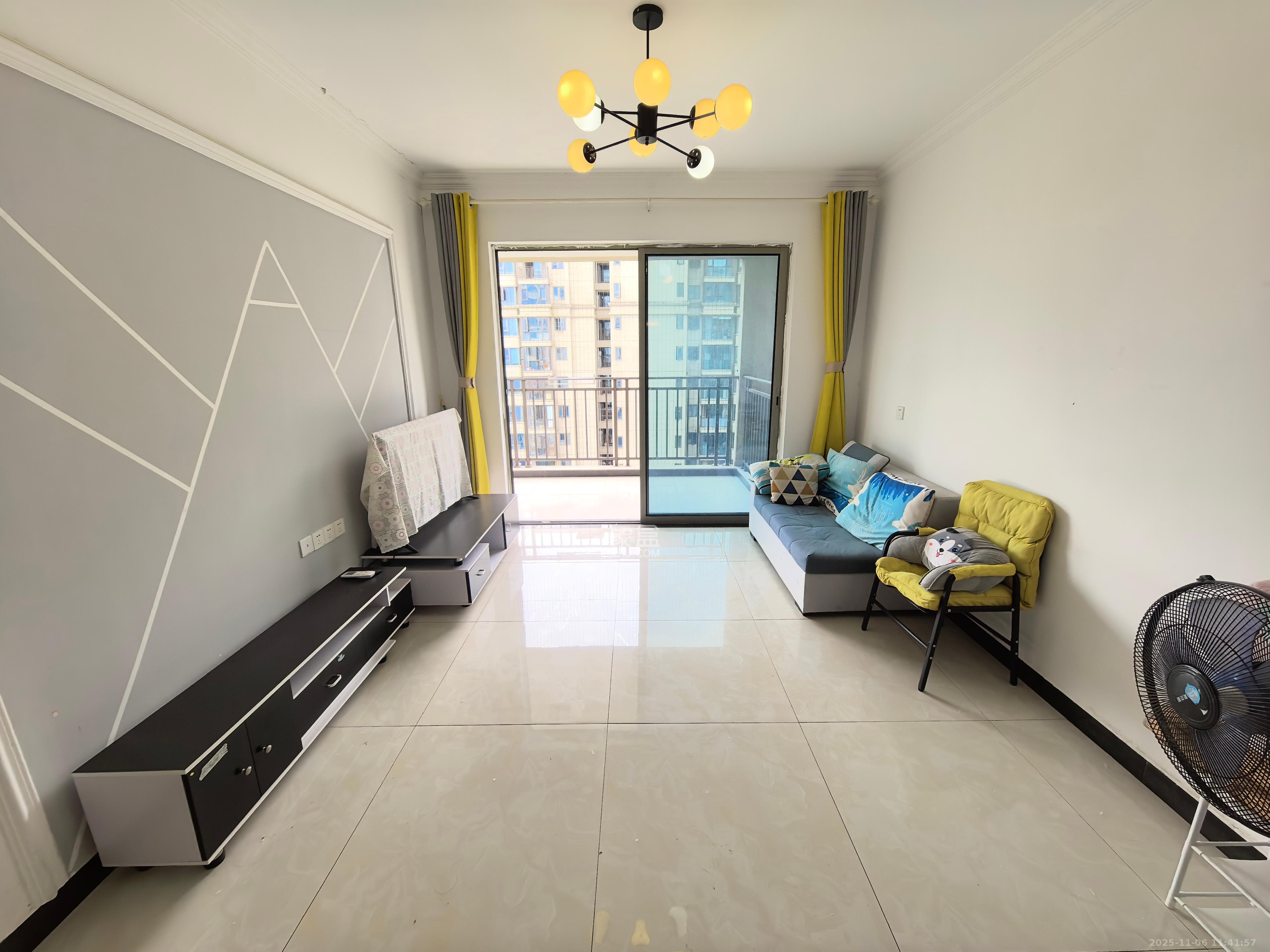 梅溪湖金茂湾 4室2厅2卫 2800.0元/月 梅溪湖金茂湾 4室2厅2卫 2800.0元/月室内图