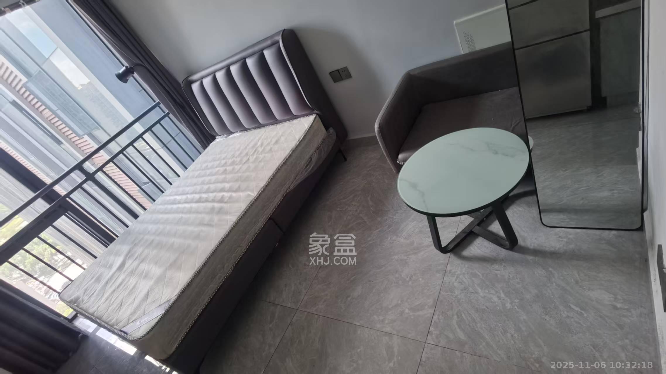 万润时光里  1室1厅1卫    1500.0元/月室内图