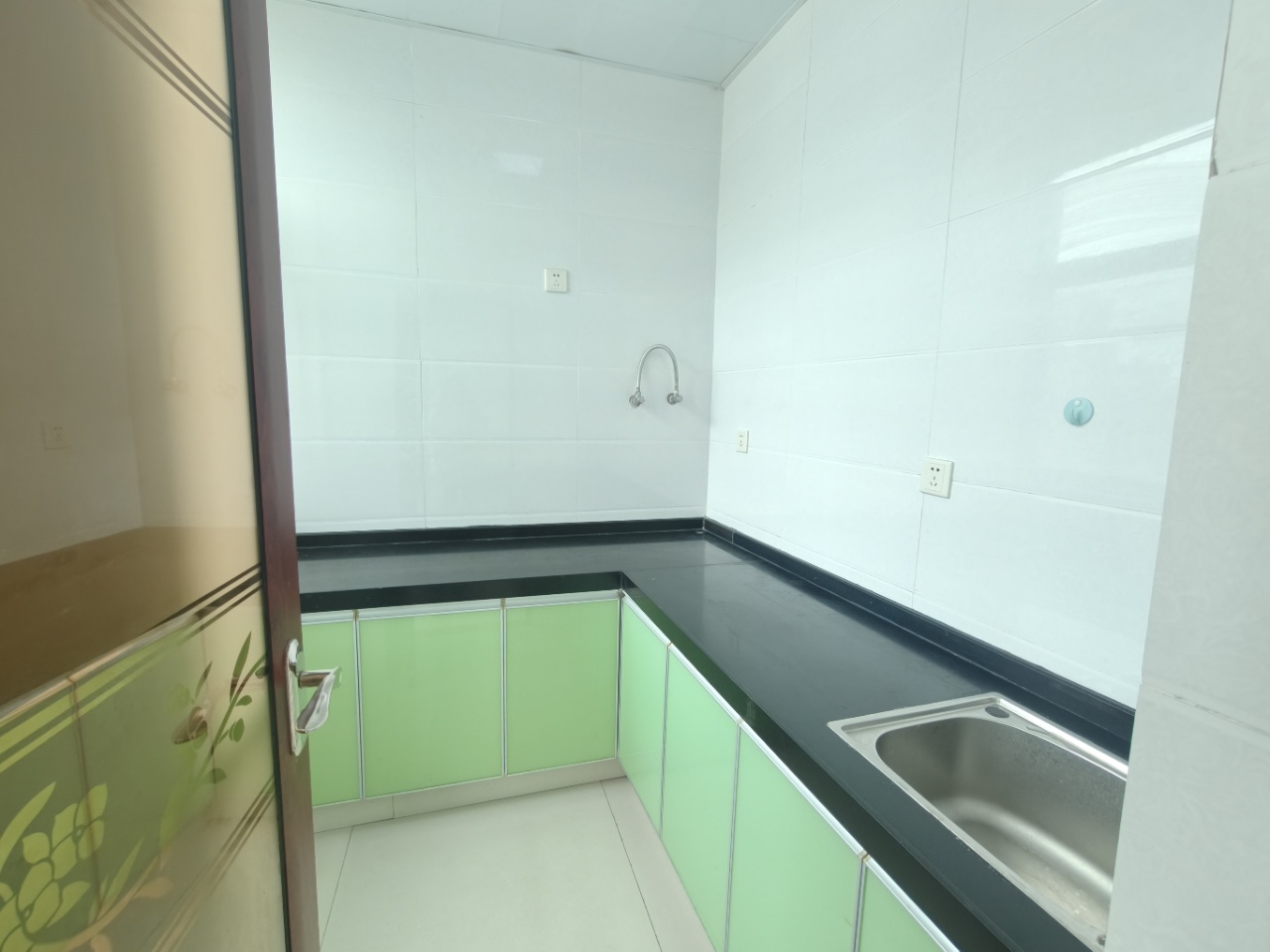 金银广场 3室2厅1卫 2000.0元/月 金银广场 3室2厅1卫 2000.0元/月室内图