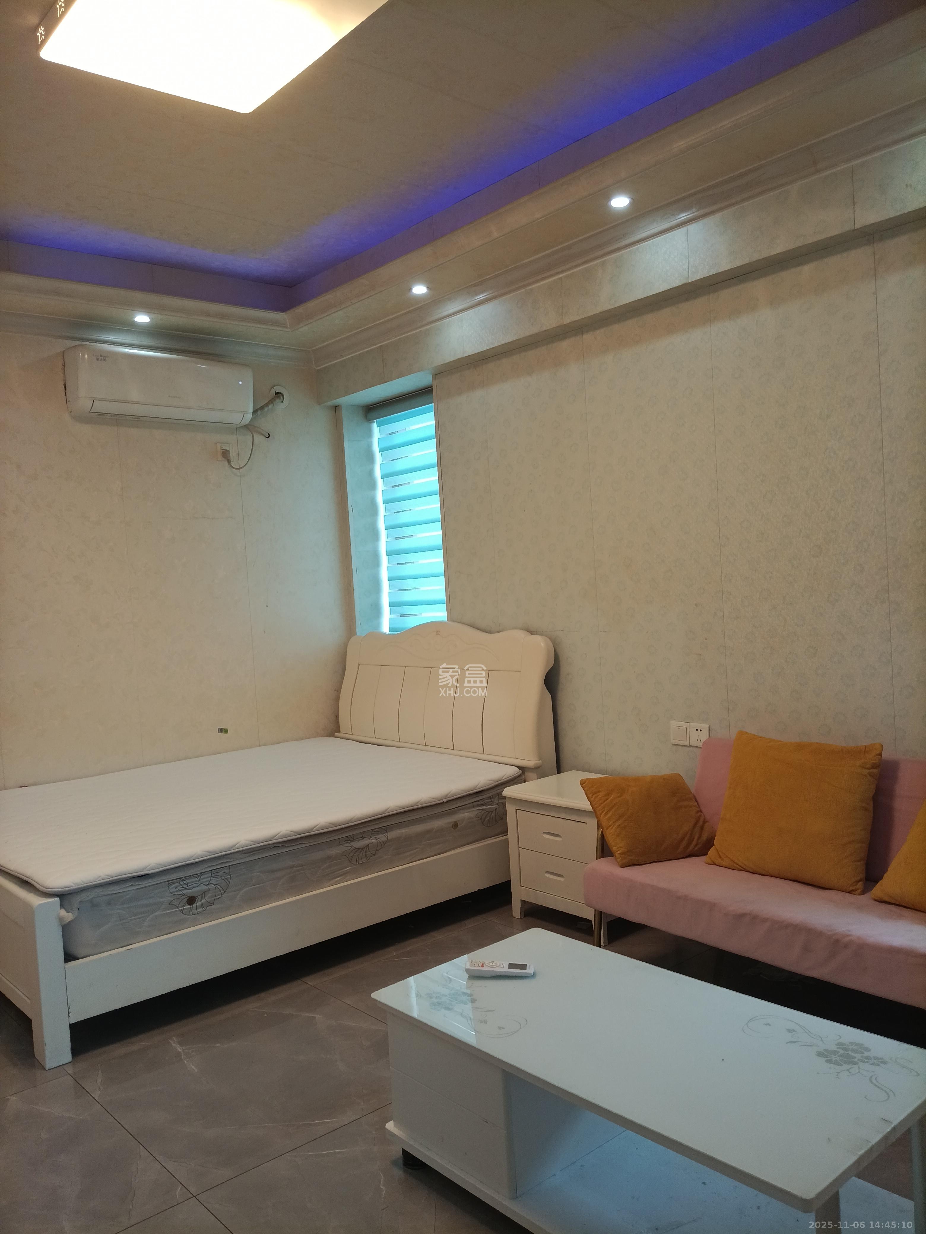 未来漫城  1室1厅1卫    1300.0元/月室内图