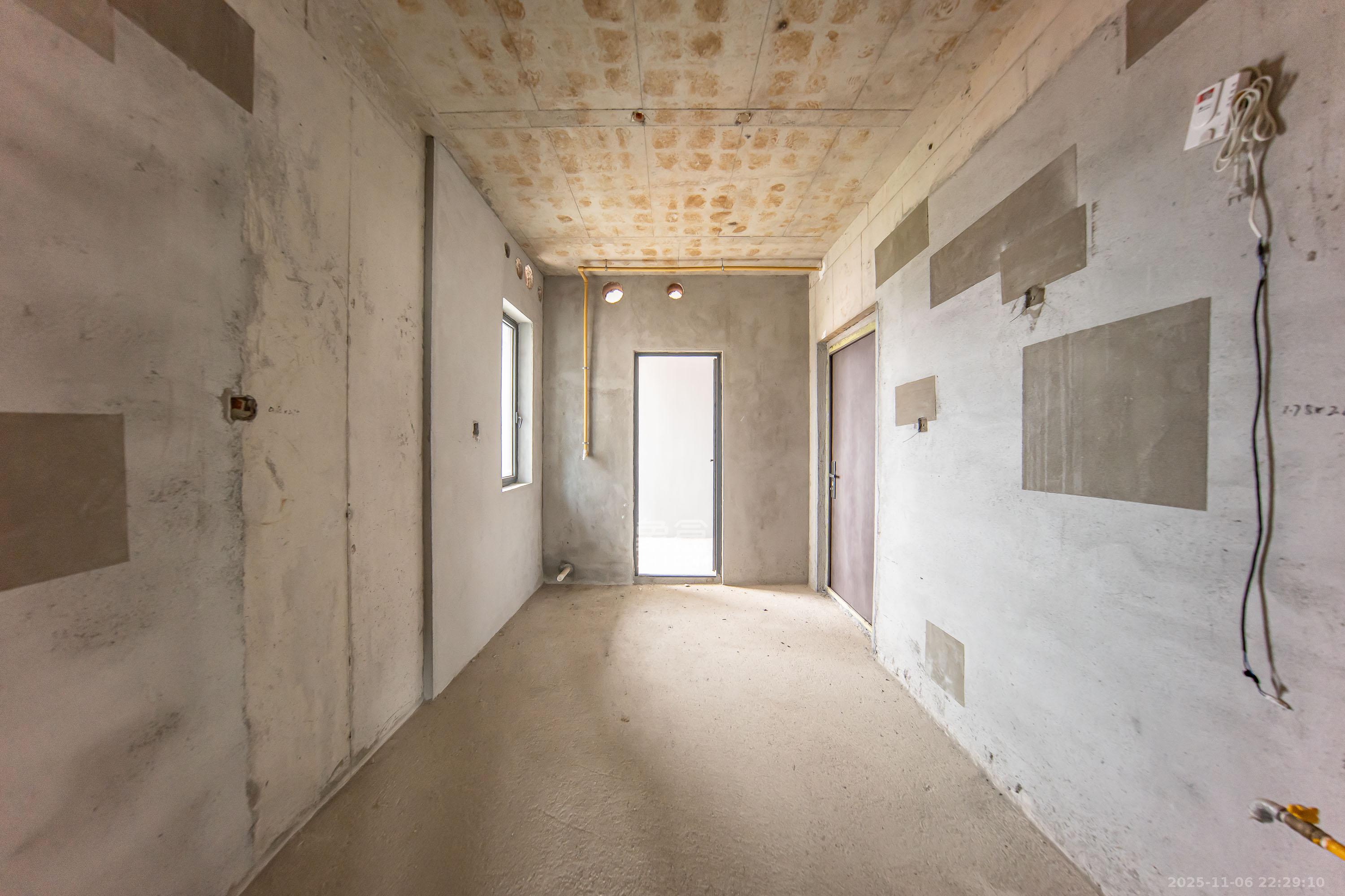 梦想麓隐桐溪  5室2厅3卫    368.0万厨房