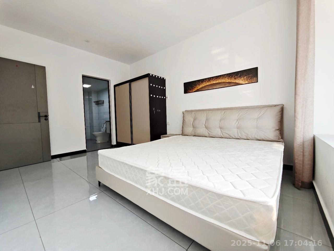 卓越伊景苑 3室2厅2卫 2700.0元/月 卓越伊景苑 3室2厅2卫 2700.0元/月室内图