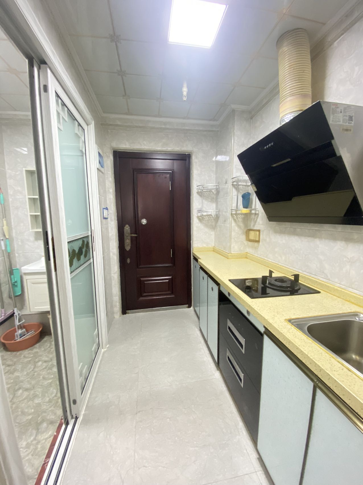 飞龙公寓 1室1厅1卫 1600.0元/月 飞龙公寓 1室1厅1卫 1600.0元/月室内图