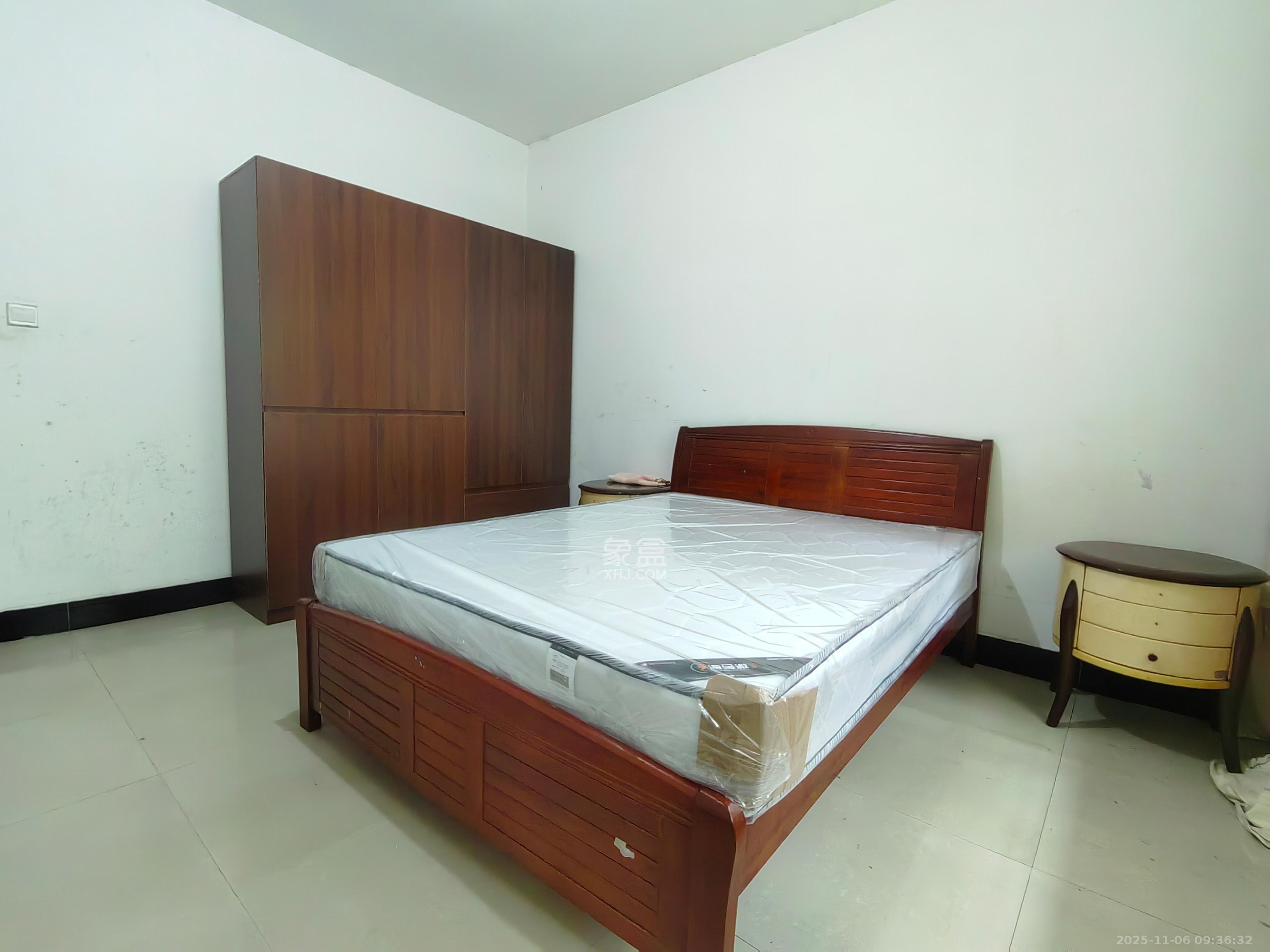 创业乐园  2室2厅1卫    1000.0元/月室内图