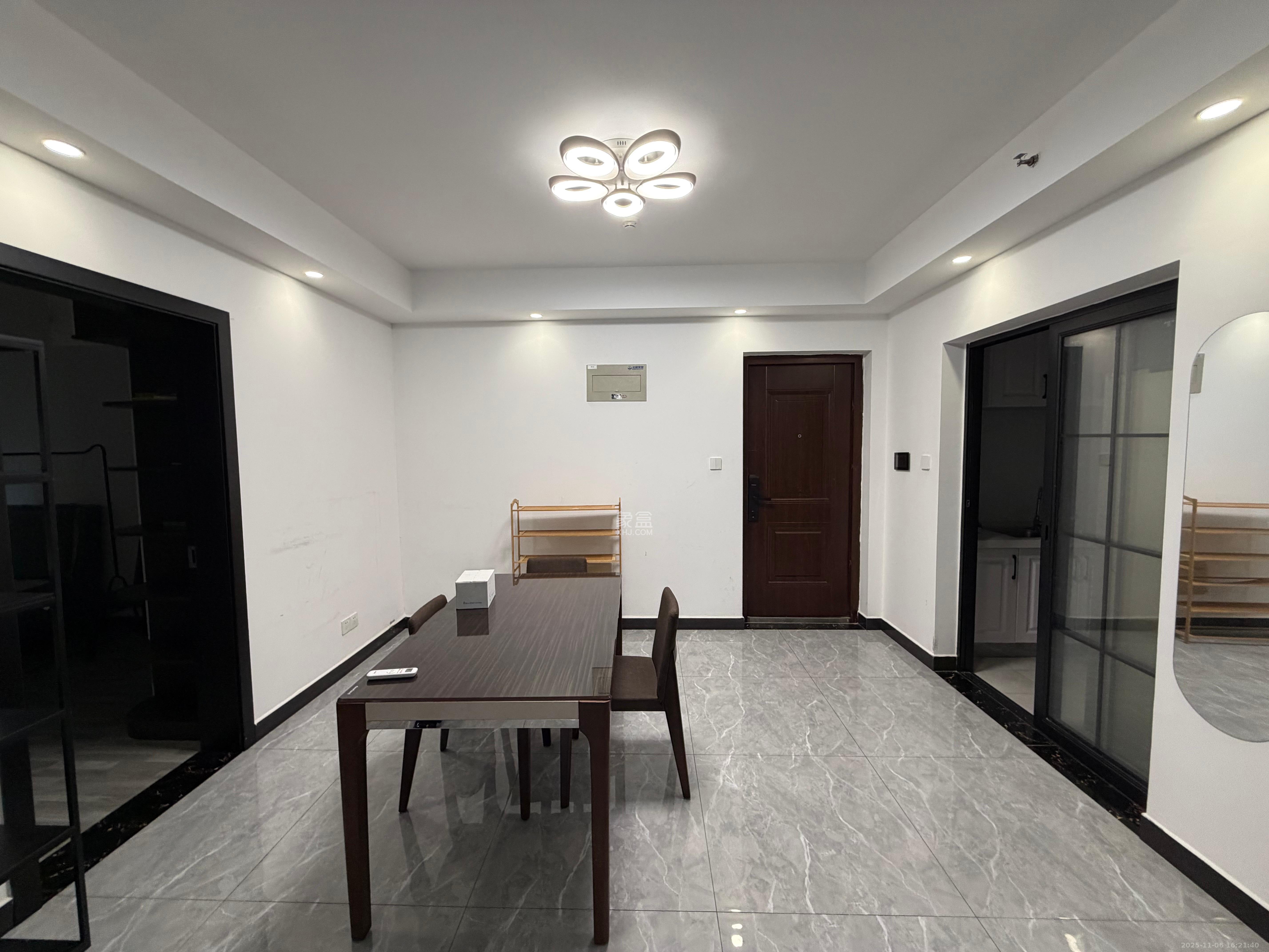 北辰三角洲C3区  3室2厅2卫    4000.0元/月室内图