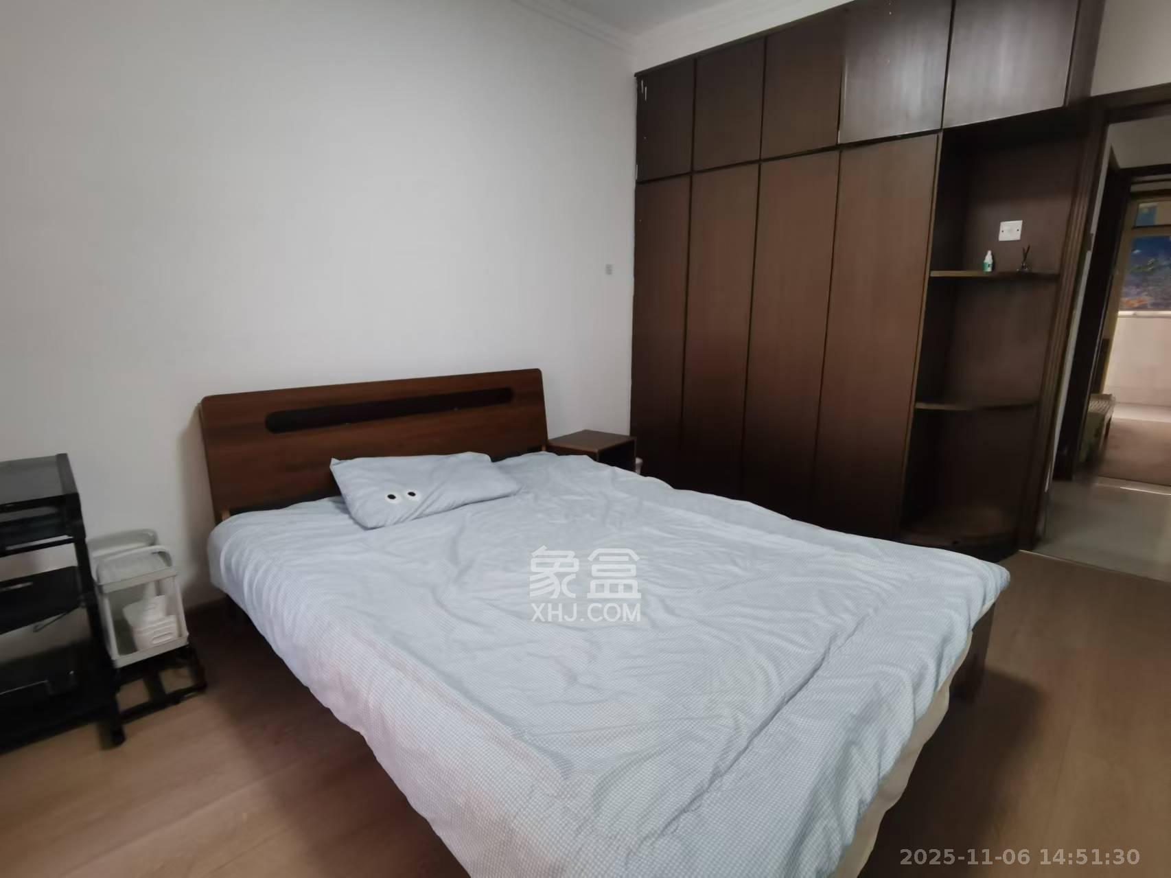 华欣公寓  2室2厅1卫    1500.0元/月室内图