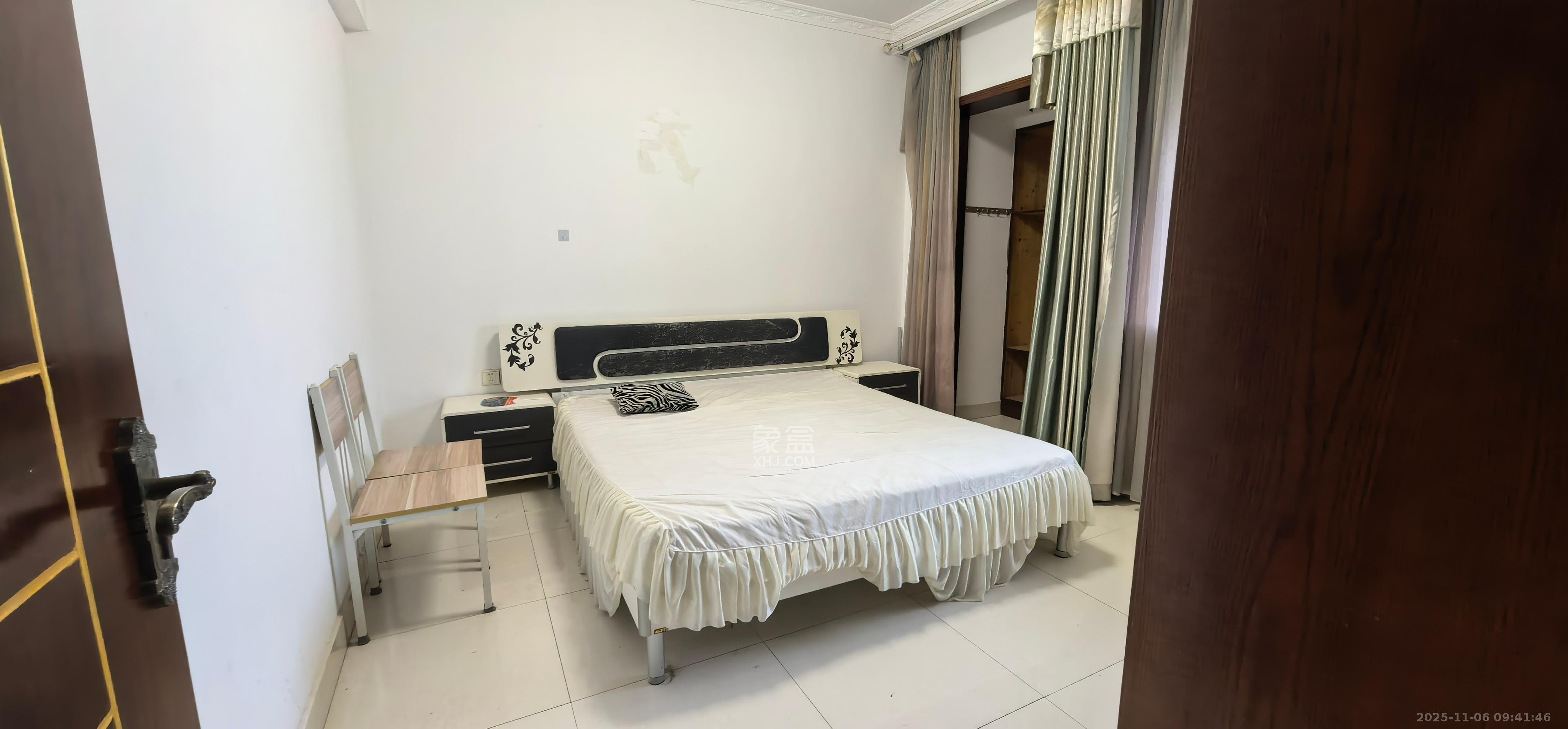 名富公寓 1室2厅1卫 2300.0元/月 名富公寓 1室2厅1卫 2300.0元/月室内图