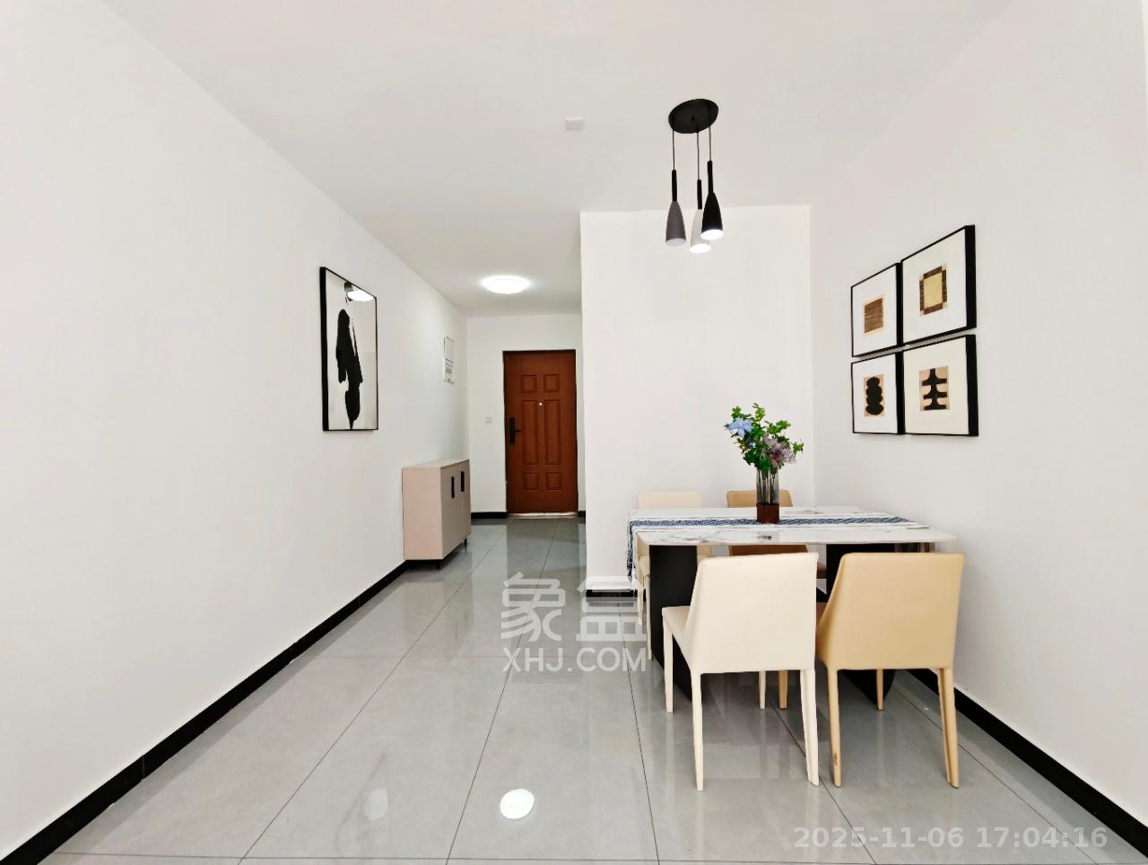 卓越伊景苑  3室2厅2卫    2700.0元/月室内图