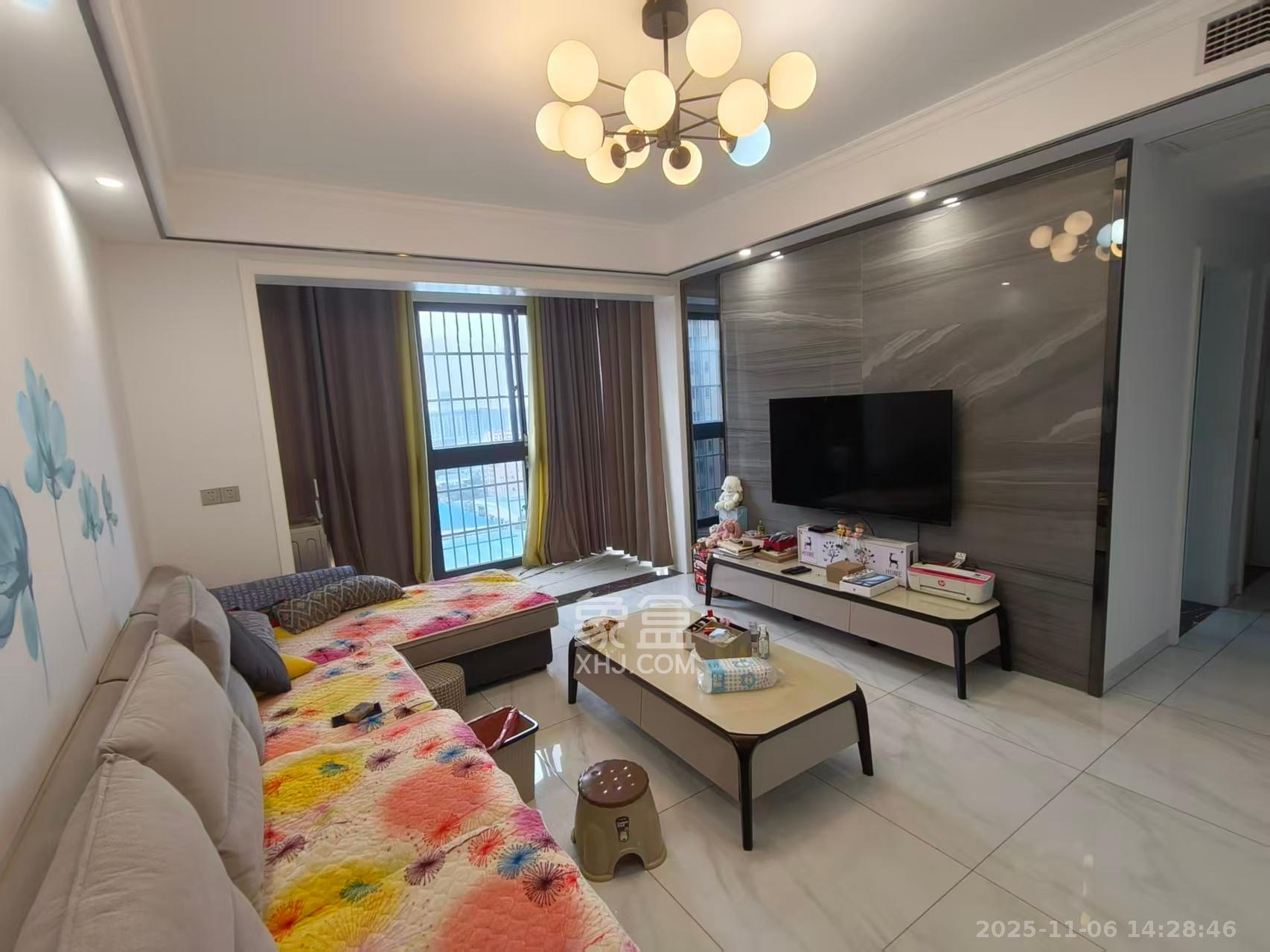 豪都新天地 4室2厅2卫 2200.0元/月 豪都新天地 4室2厅2卫 2200.0元/月室内图