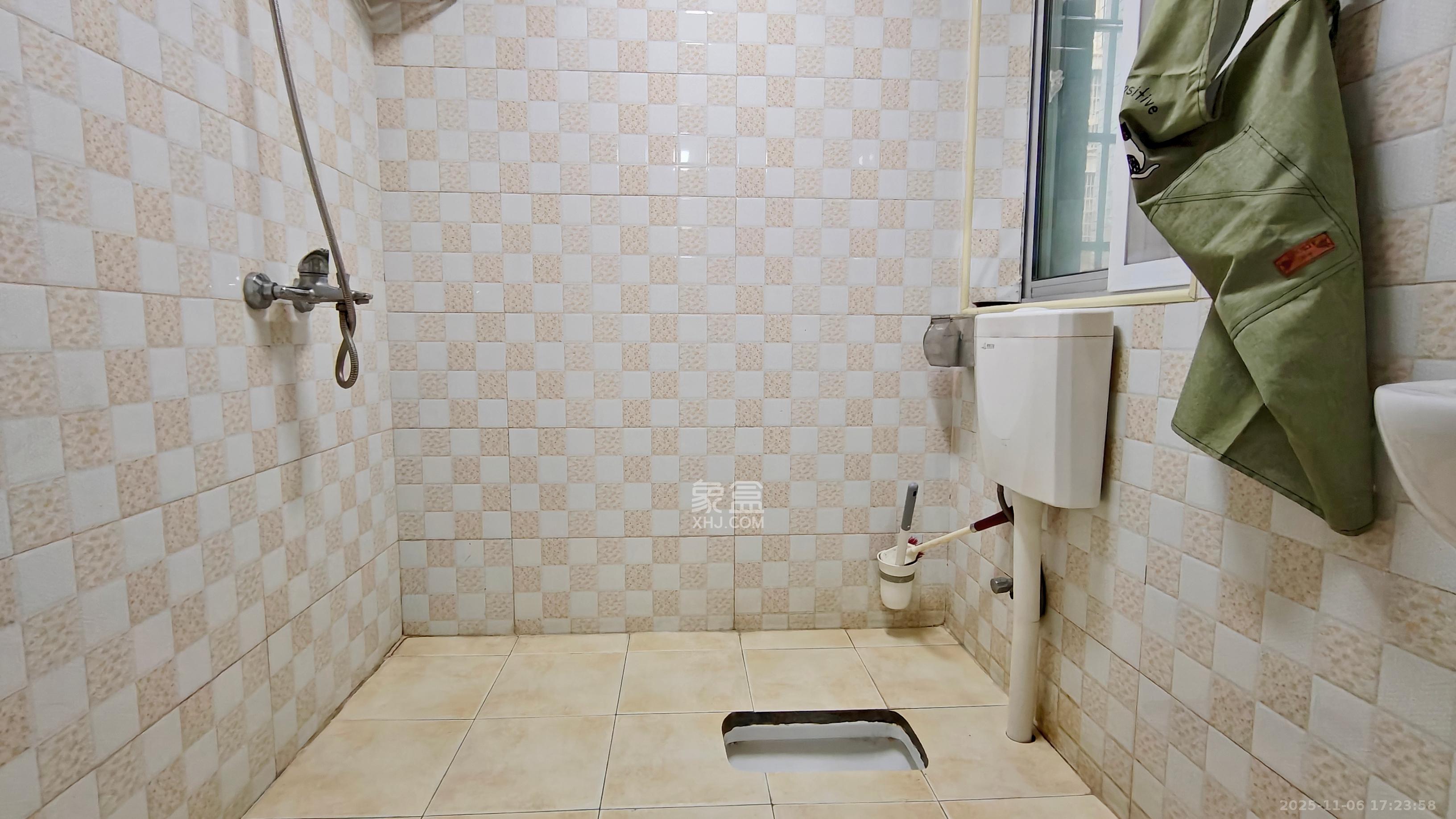 锑都家园 3室2厅2卫 1700.0元/月 锑都家园 3室2厅2卫 1700.0元/月室内图