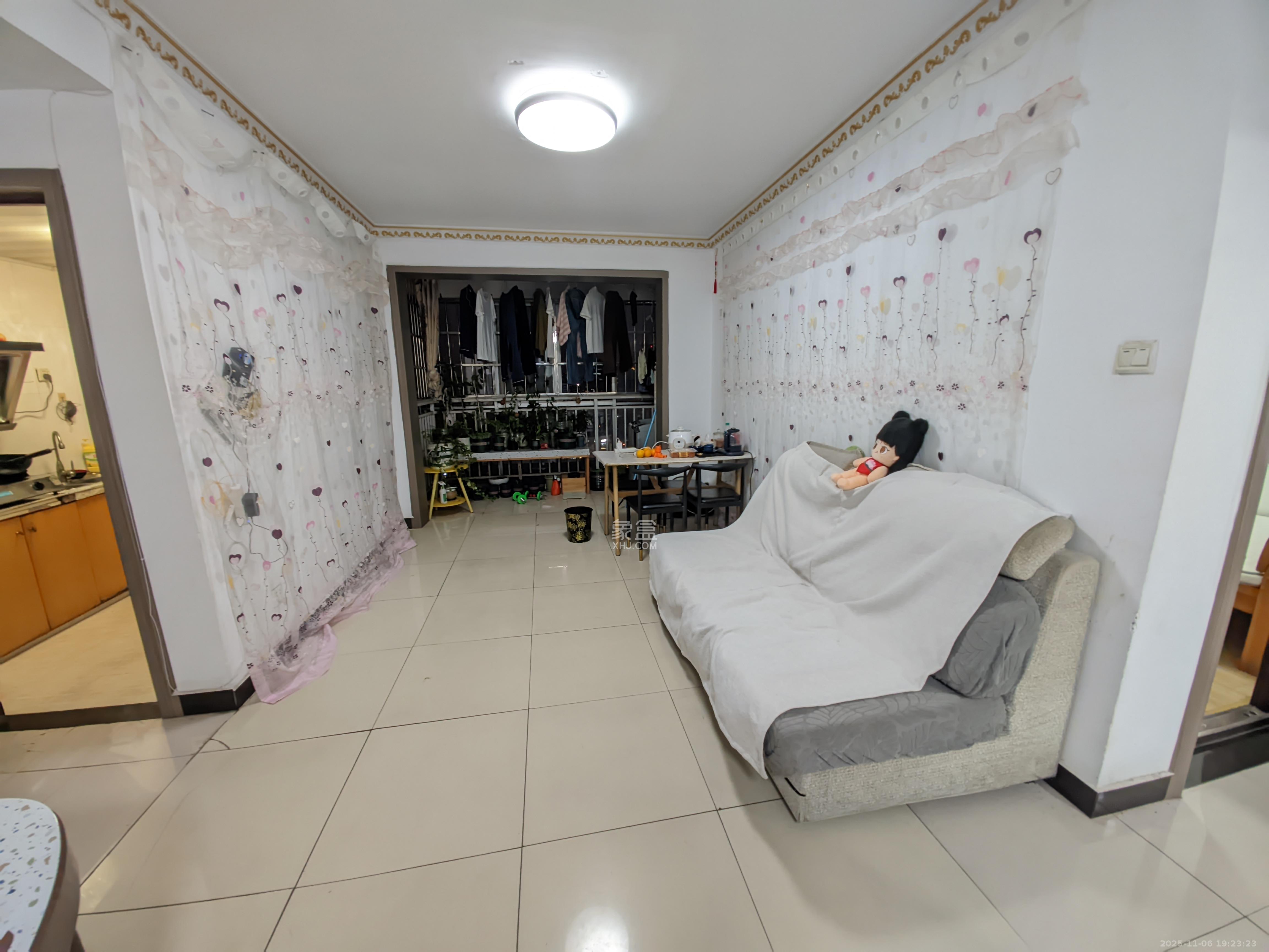 高桥现代商贸城 1室1厅1卫 1800.0元/月 高桥现代商贸城 1室1厅1卫 1800.0元/月室内图