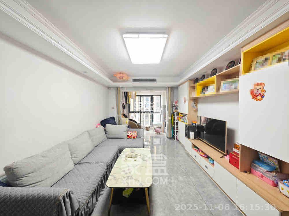 保利城（中航城国际社区、郡原美村）  3室2厅2卫    2500.0元/月