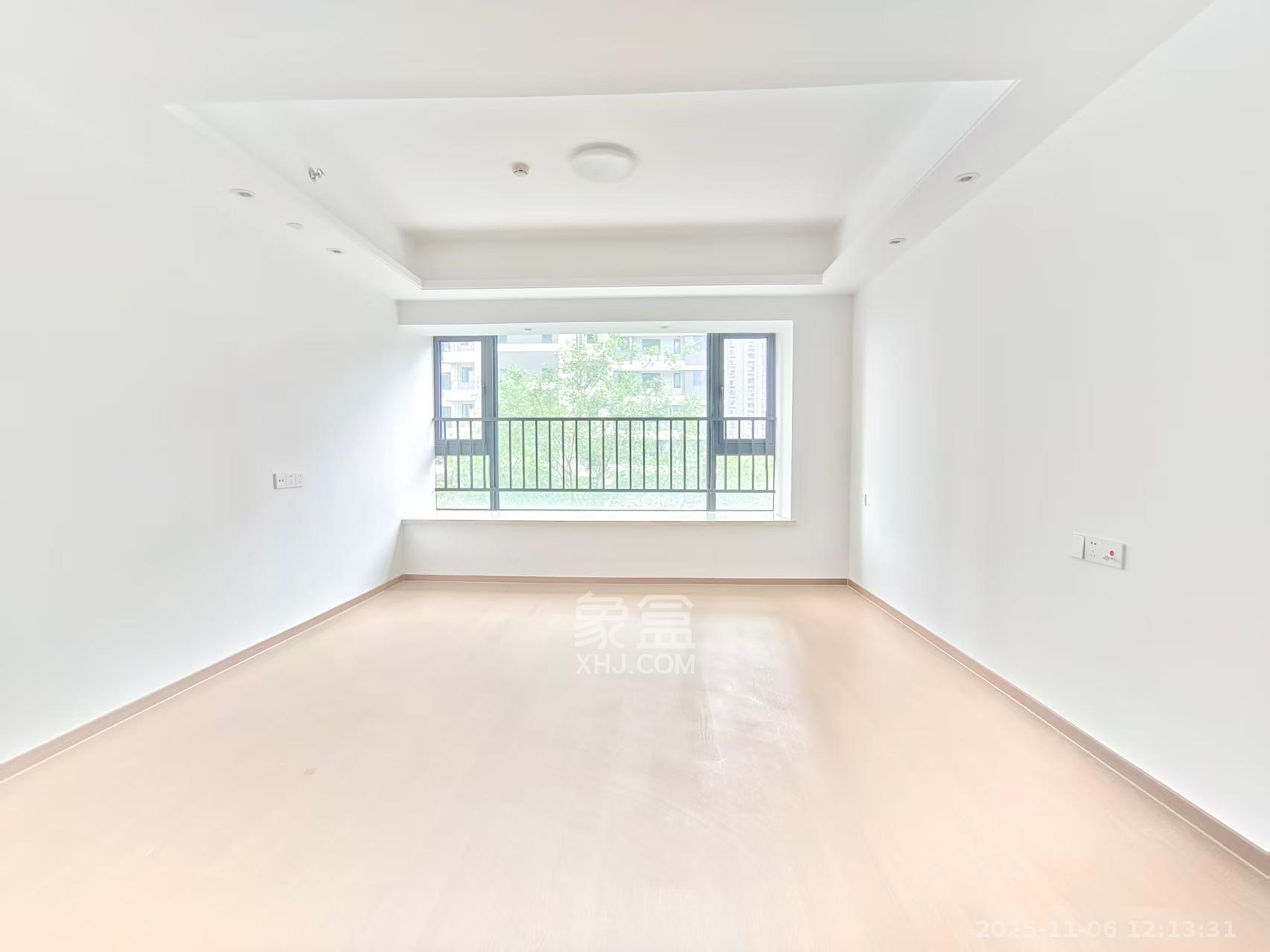 滨江府1913 4室2厅3卫 6500.0元/月 滨江府1913 4室2厅3卫 6500.0元/月室内图