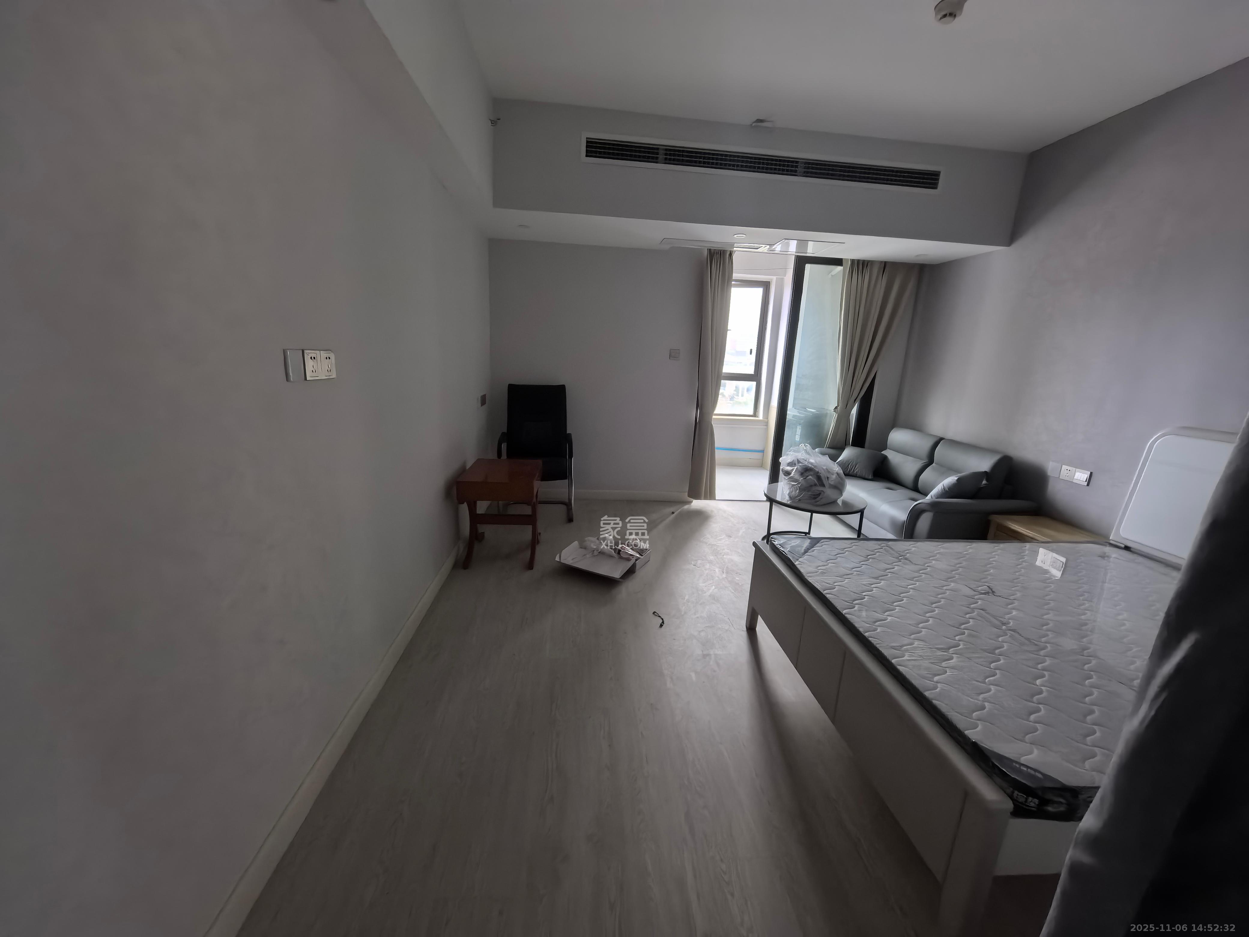 中信凯旋蓝岸(中信新城三期) 1室1厅1卫 1300.0元/月 中信凯旋蓝岸(中信新城三期) 1室1厅1卫 1300.0元/月室内图