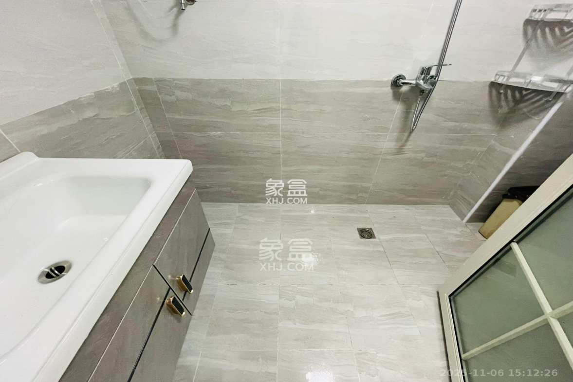 金地中交麓谷香颂(金地中交雅苑) 1室1厅1卫 2200.0元/月 金地中交麓谷香颂(金地中交雅苑) 1室1厅1卫 2200.0元/月室内图