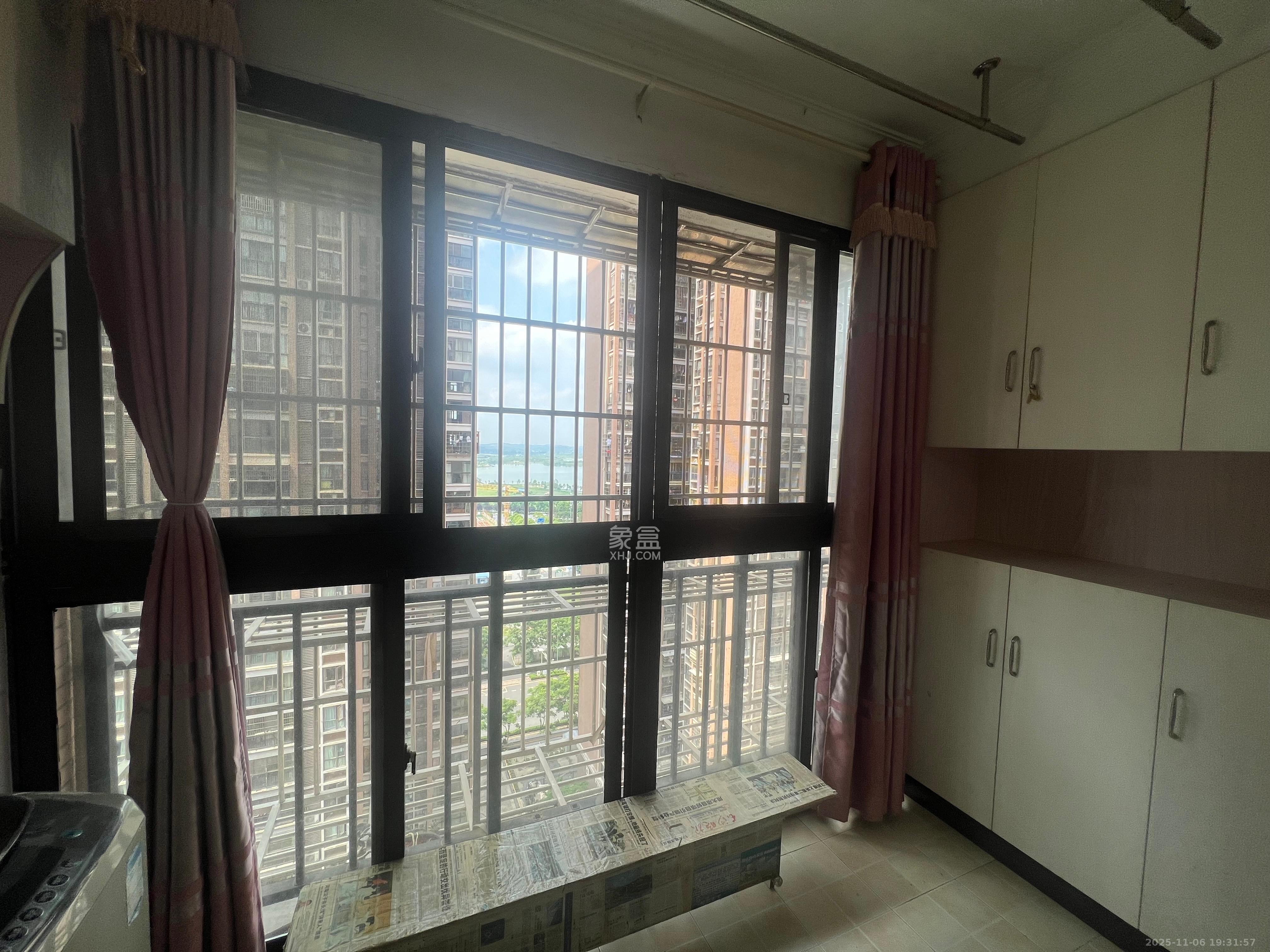 水岸世景 2室1厅1卫 1700.0元/月 水岸世景 2室1厅1卫 1700.0元/月室内图