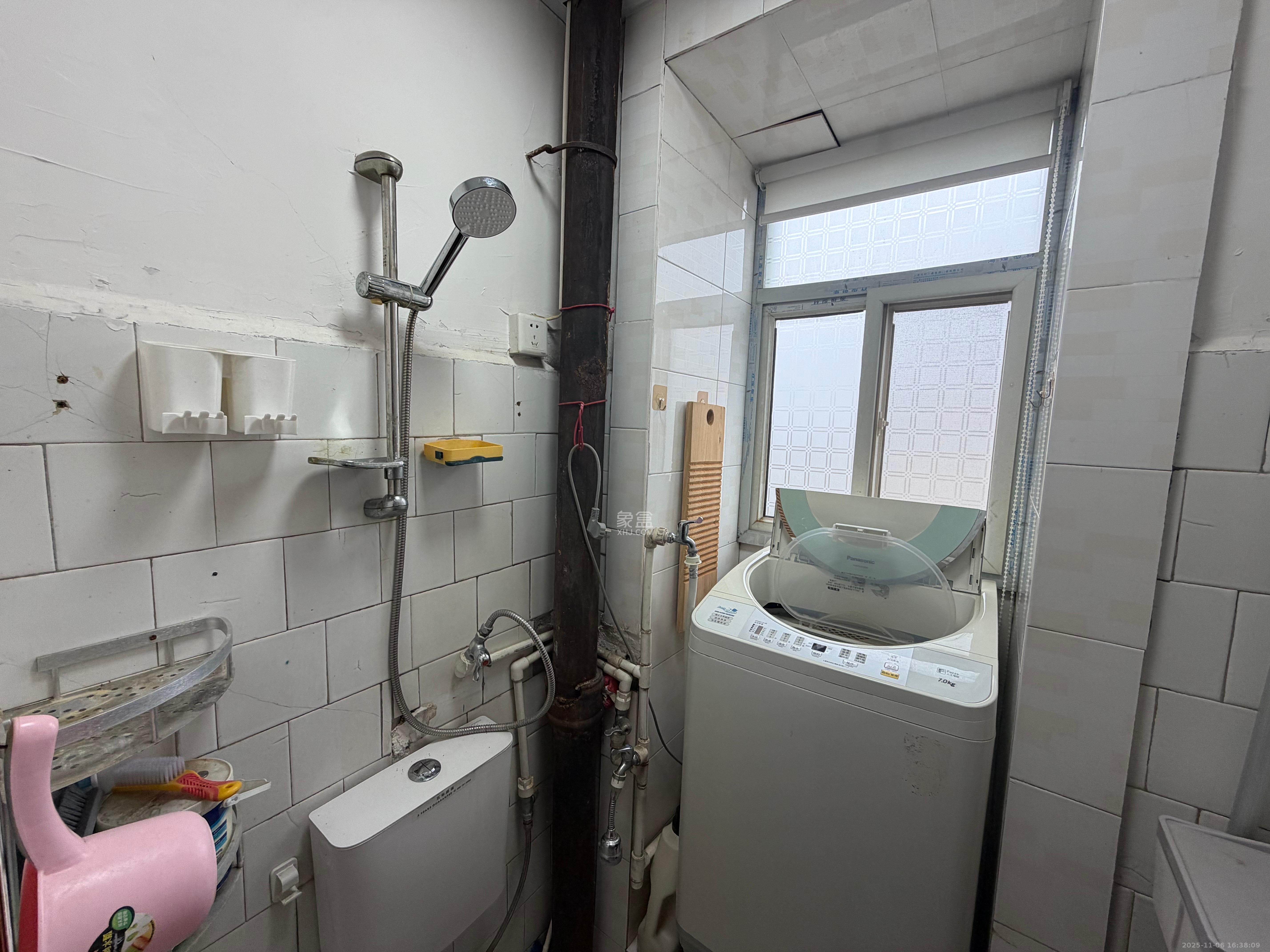 窑岭东村散盘  2室1厅1卫    1400.0元/月室内图