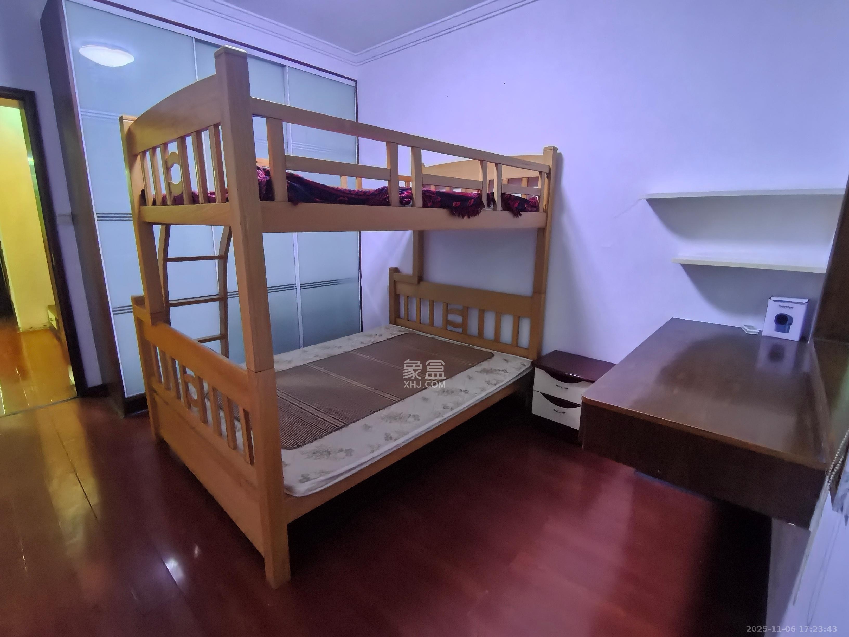 中南汽车世界 2室2厅1卫 1200.0元/月 中南汽车世界 2室2厅1卫 1200.0元/月室内图