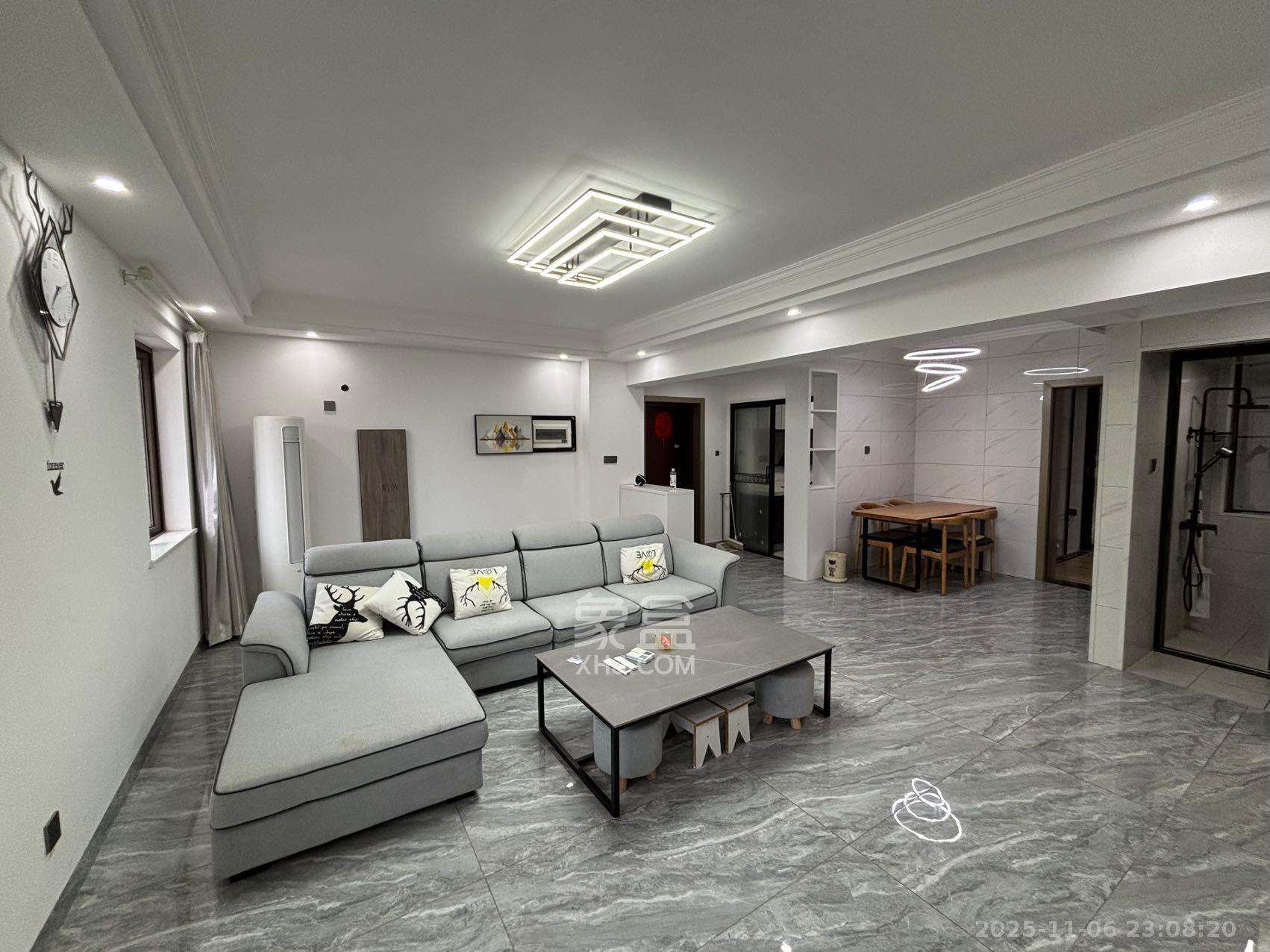 新长海广场 1室0厅0卫 2400.0元/月 新长海广场 1室0厅0卫 2400.0元/月室内图