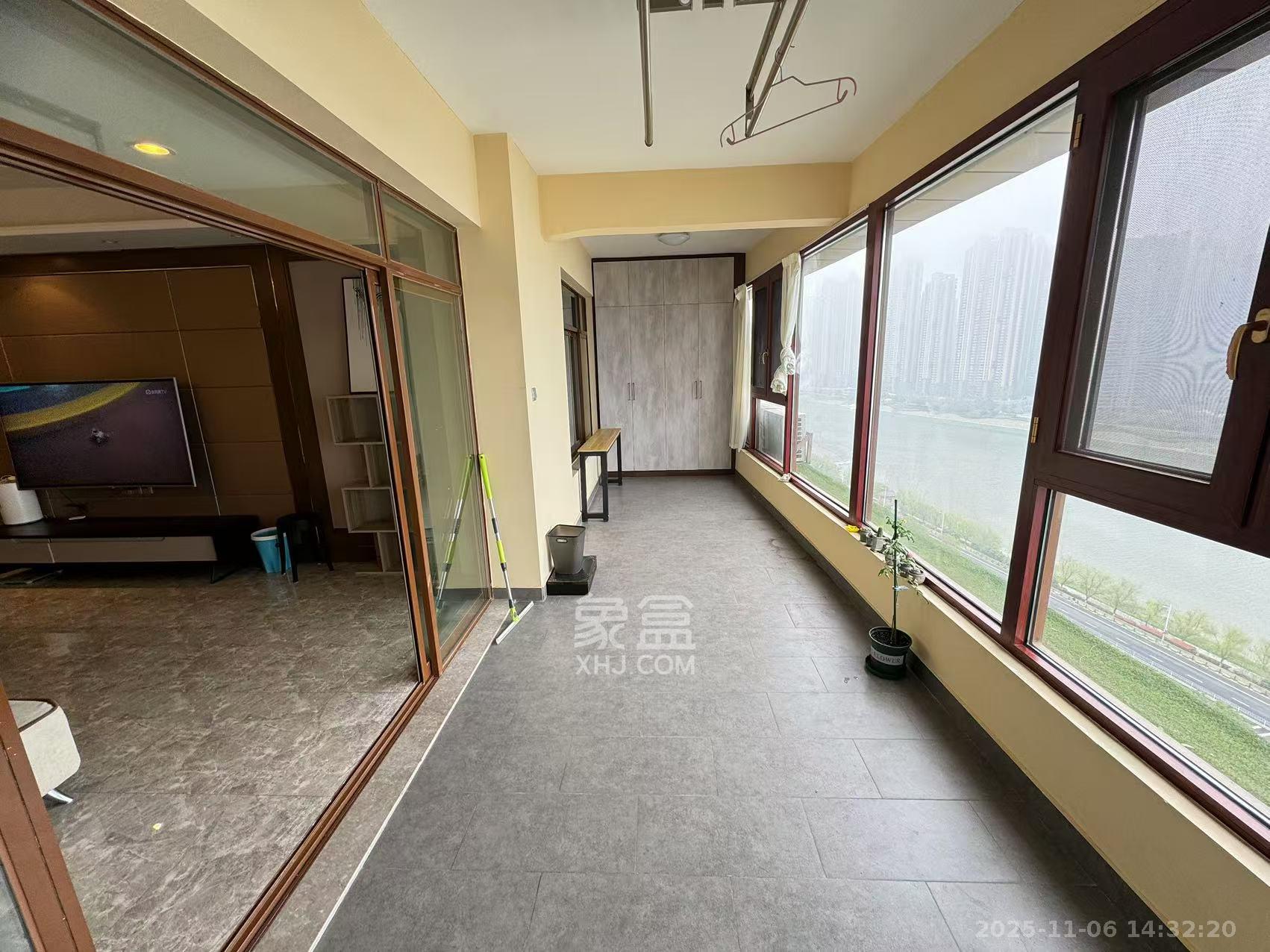 恒大御景半岛湘江苑(恒大御景半岛一期) 4室2厅2卫 6500.0元/月 恒大御景半岛湘江苑(恒大御景半岛一期) 4室2厅2卫 6500.0元/月室内图