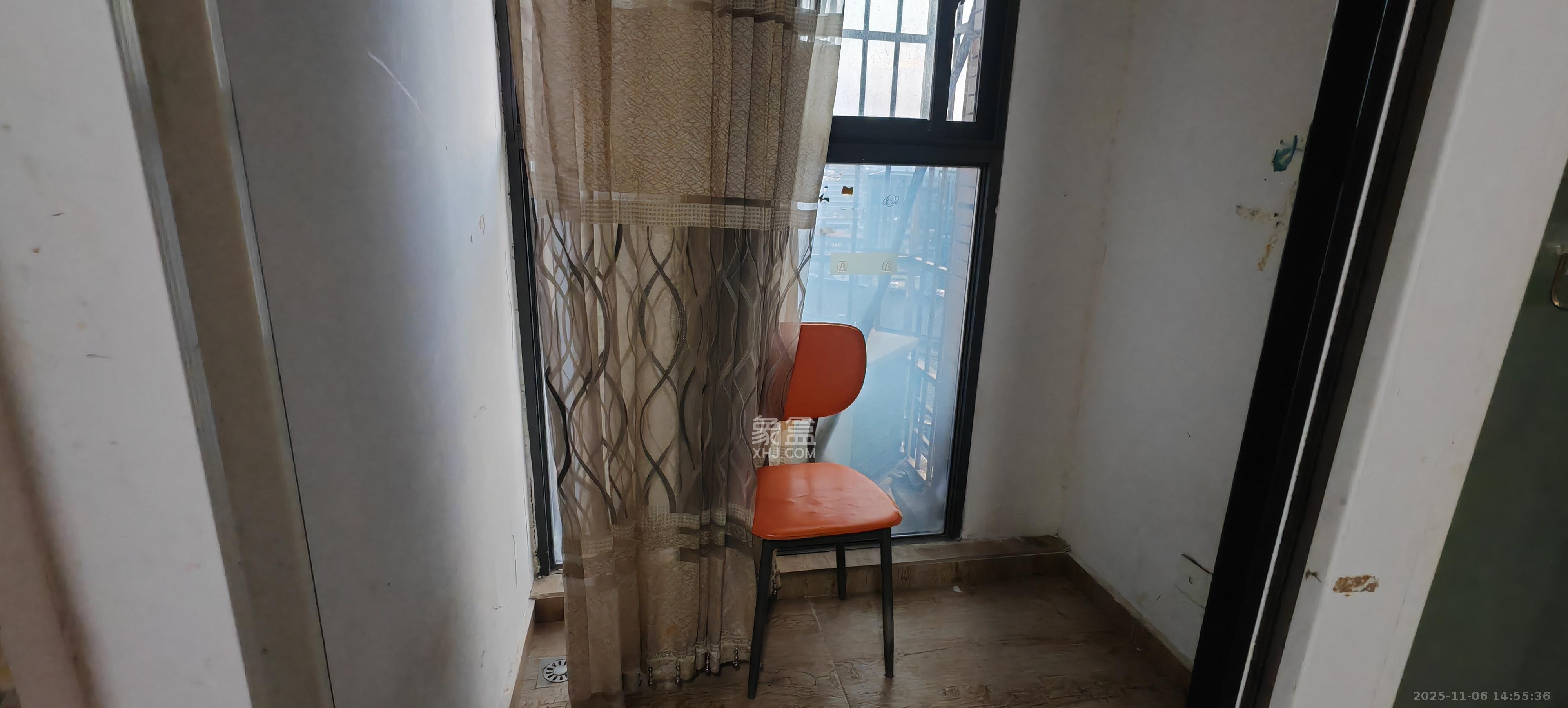 领东汇 2室2厅1卫 1800.0元/月 领东汇 2室2厅1卫 1800.0元/月室内图