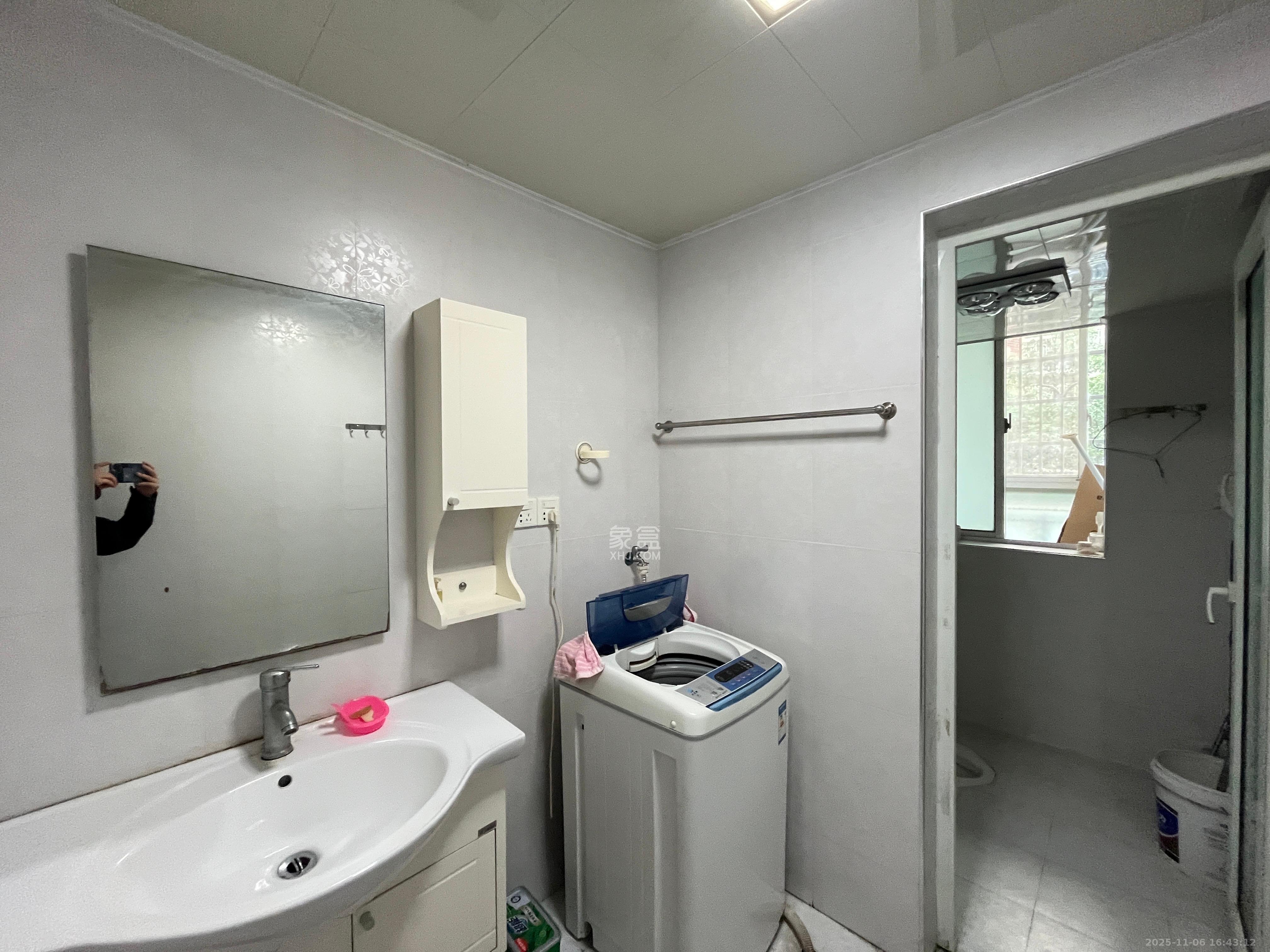 红树湾  1室0厅0卫    2000.0元/月室内图