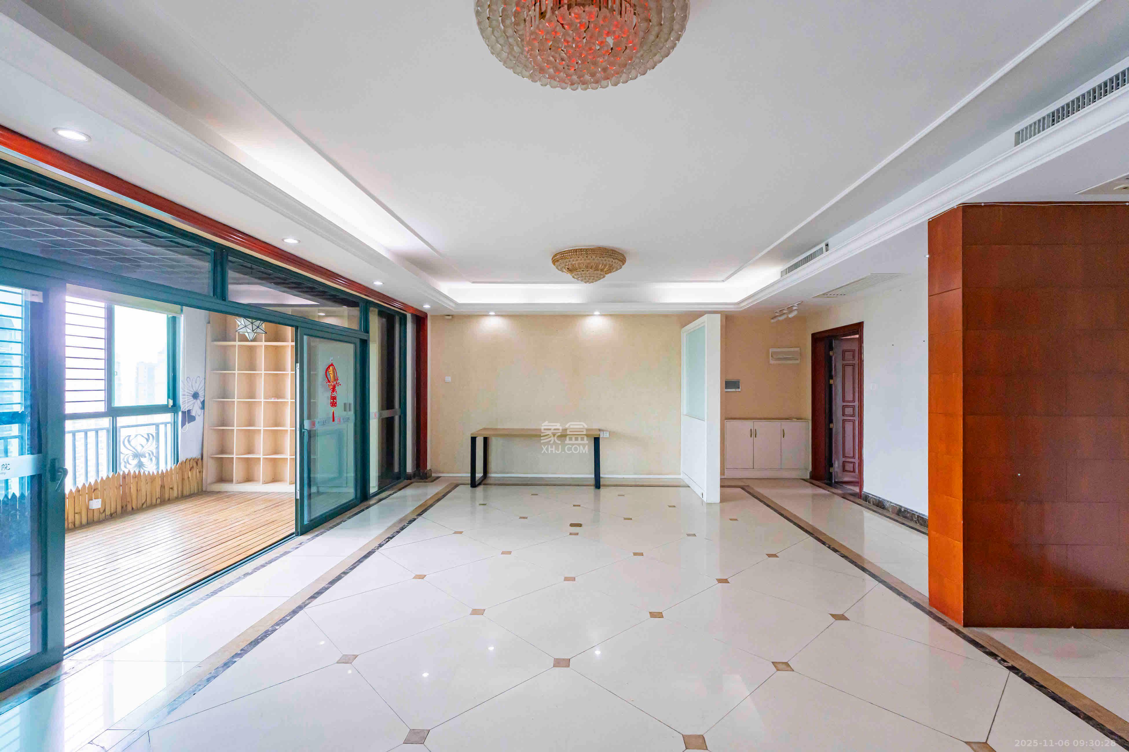 恒大雅苑  4室2厅2卫    6500.0元/月室内图