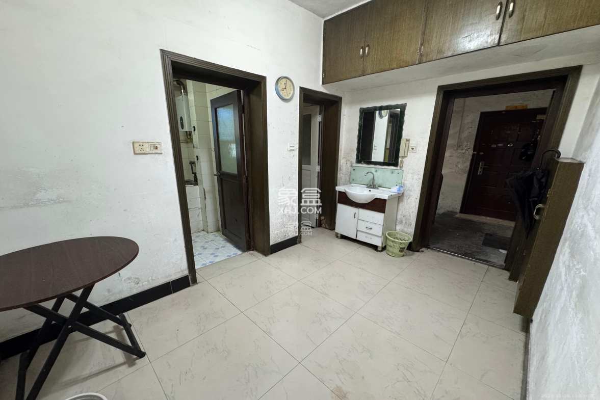 曙光小区 2室2厅1卫 1700.0元/月 曙光小区 2室2厅1卫 1700.0元/月室内图