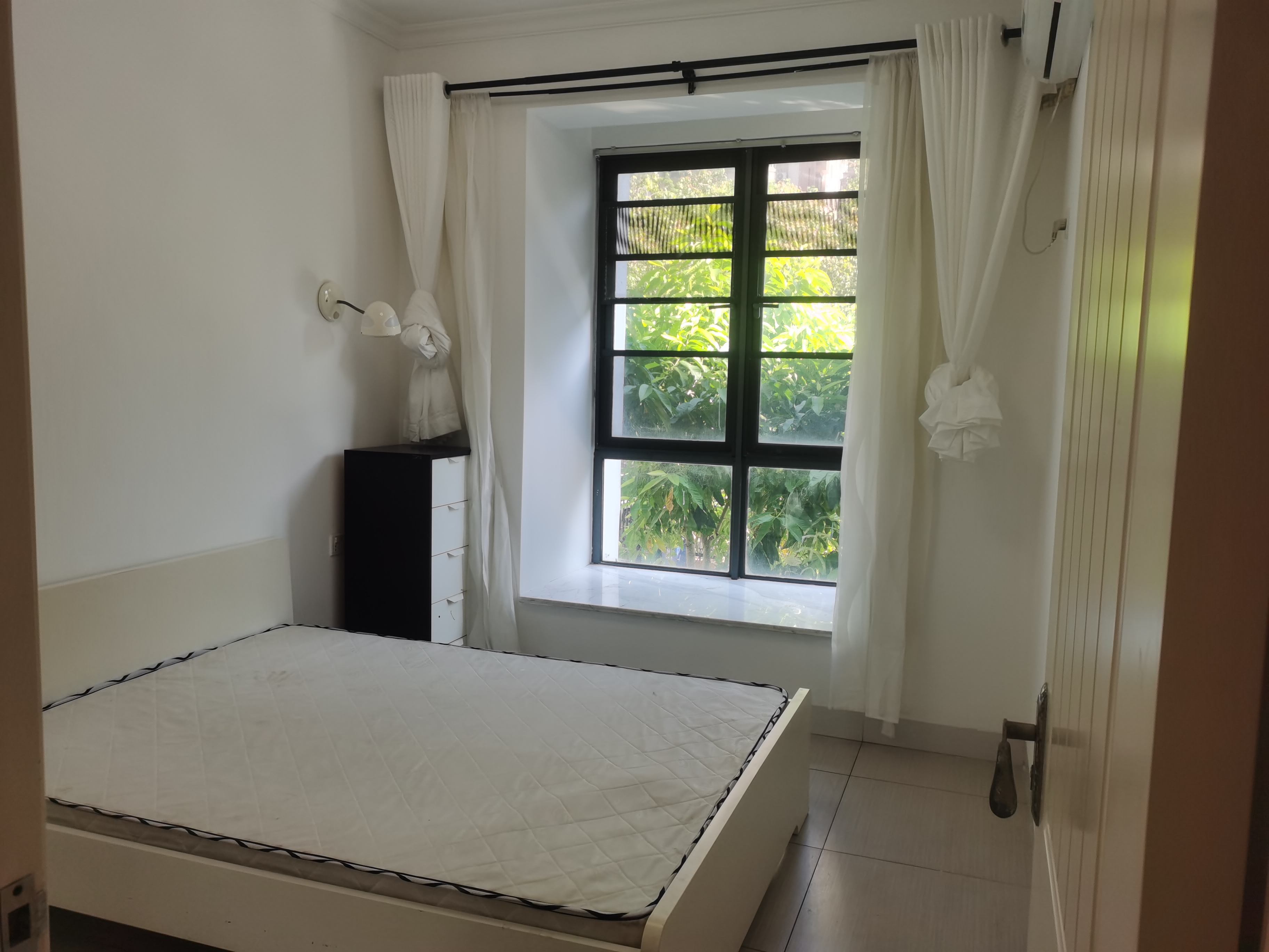 国兴城（A区）  2室2厅1卫    3200.0元/月室内图