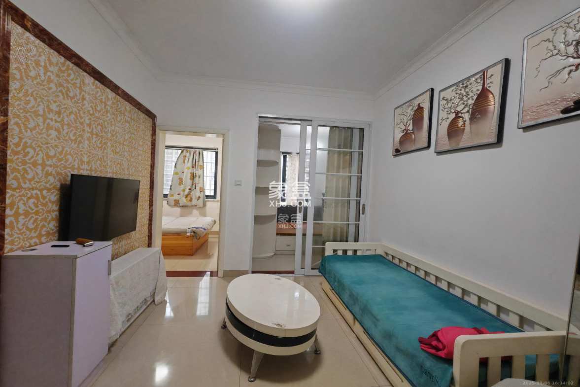 印山蓝色海岸 1室1厅1卫 1500.0元/月 印山蓝色海岸 1室1厅1卫 1500.0元/月室内图