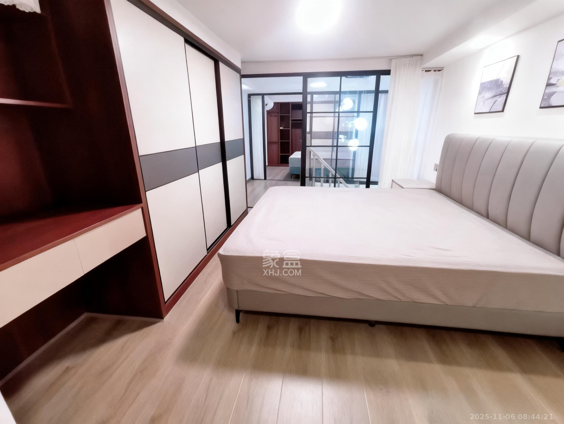 万科金色麦田  2室1厅1卫    2100.0元/月室内图