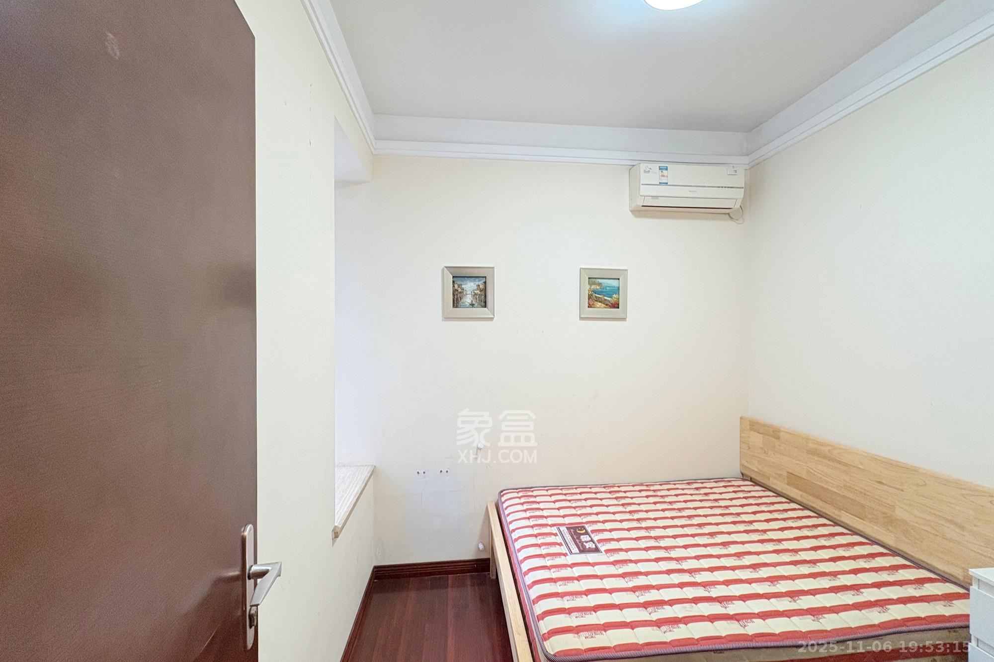 中天广场  3室2厅1卫    116.0万其他