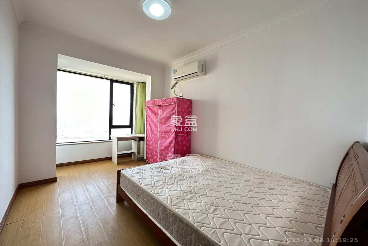 保利麓谷林语F区 3室2厅1卫 2500.0元/月 保利麓谷林语F区 3室2厅1卫 2500.0元/月室内图