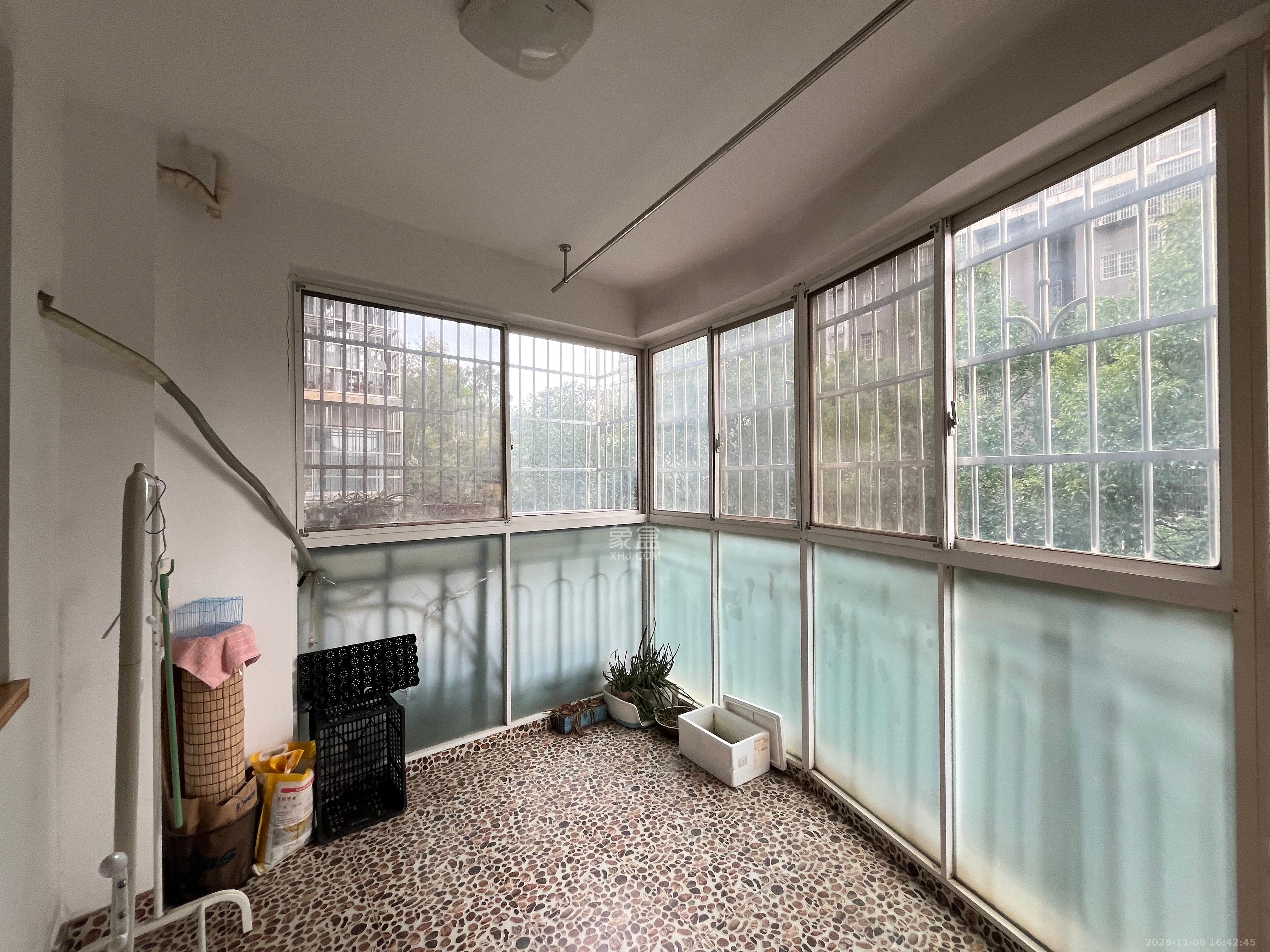 红树湾 1室0厅0卫 2000.0元/月 红树湾 1室0厅0卫 2000.0元/月室内图