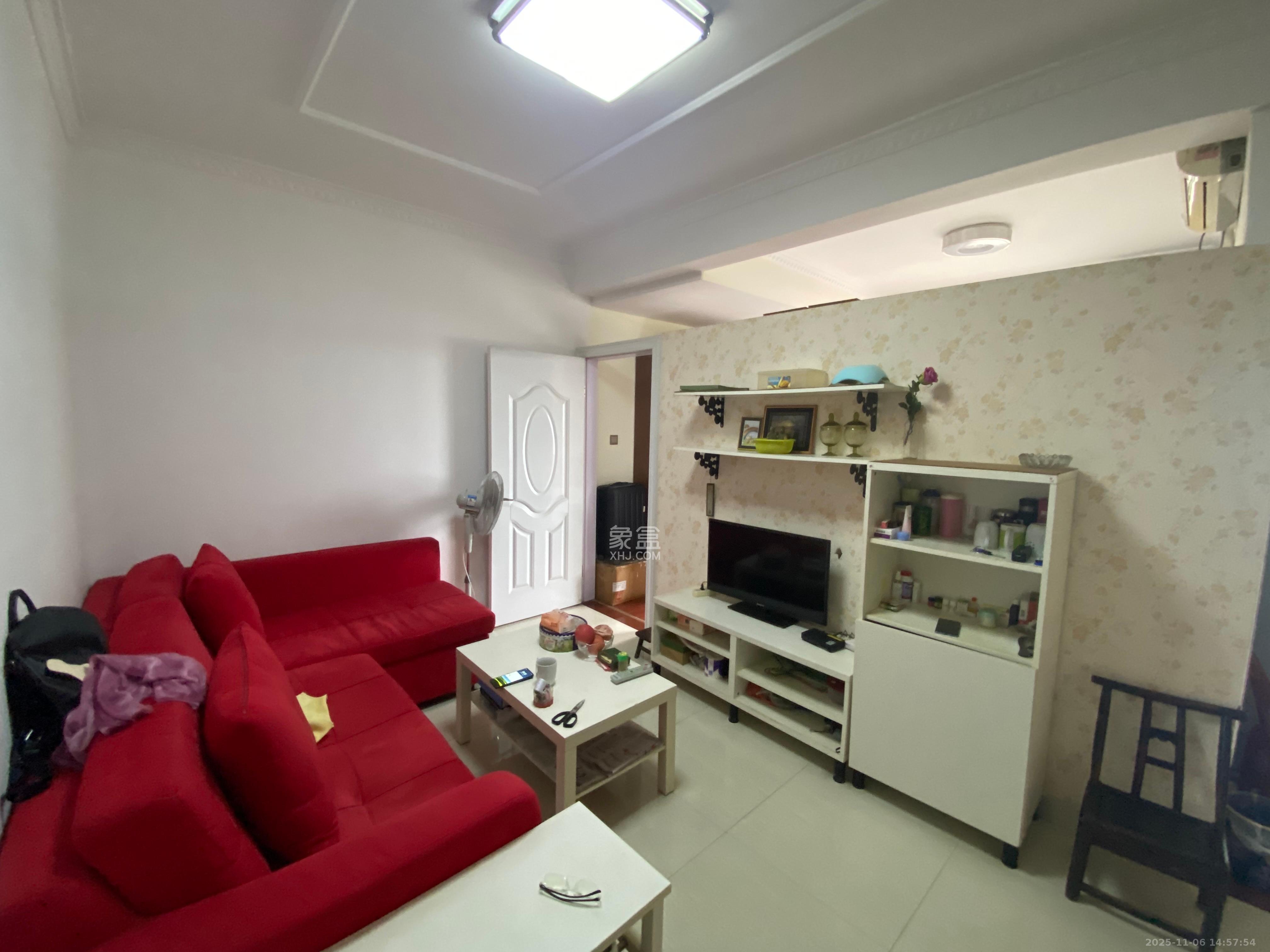 阳光锦城  1室1厅1卫    2000.0元/月