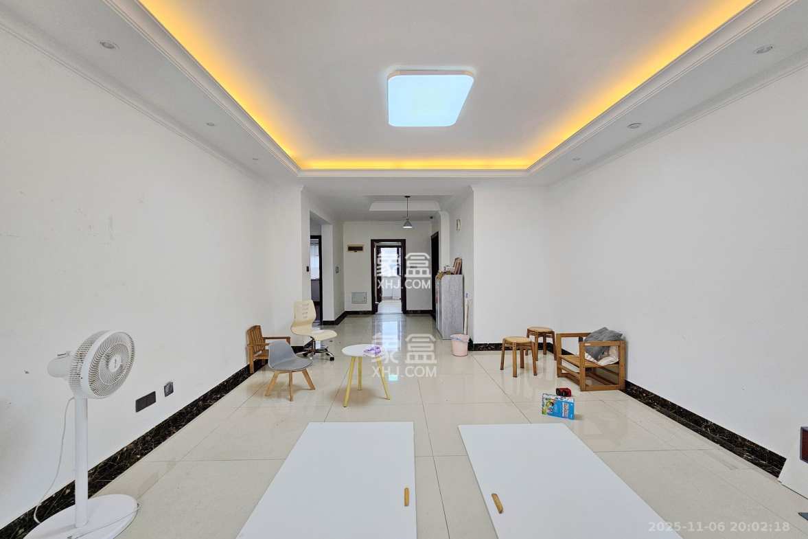 茂华禧都会 3室2厅2卫 100.0万 茂华禧都会 3室2厅2卫 100.0万客厅