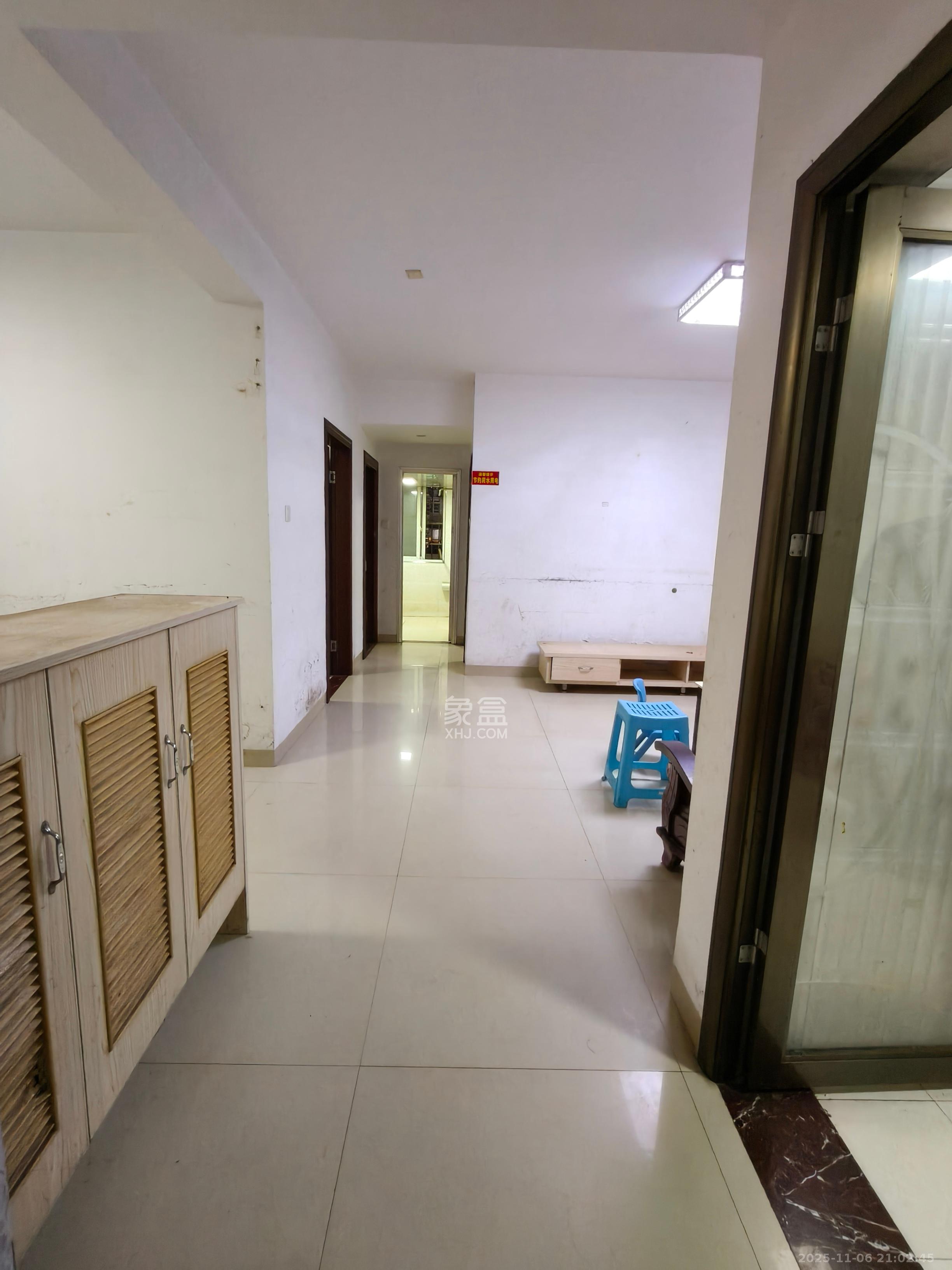 星城新宇黎锦苑  3室2厅1卫    2000.0元/月室内图