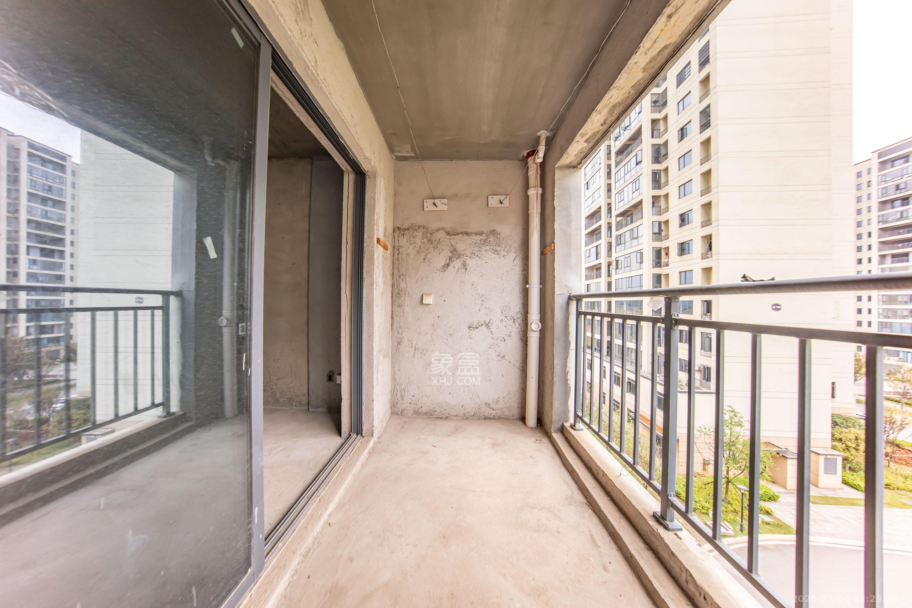 智达佳园 2室2厅1卫 40.0万 智达佳园 2室2厅1卫 40.0万阳台