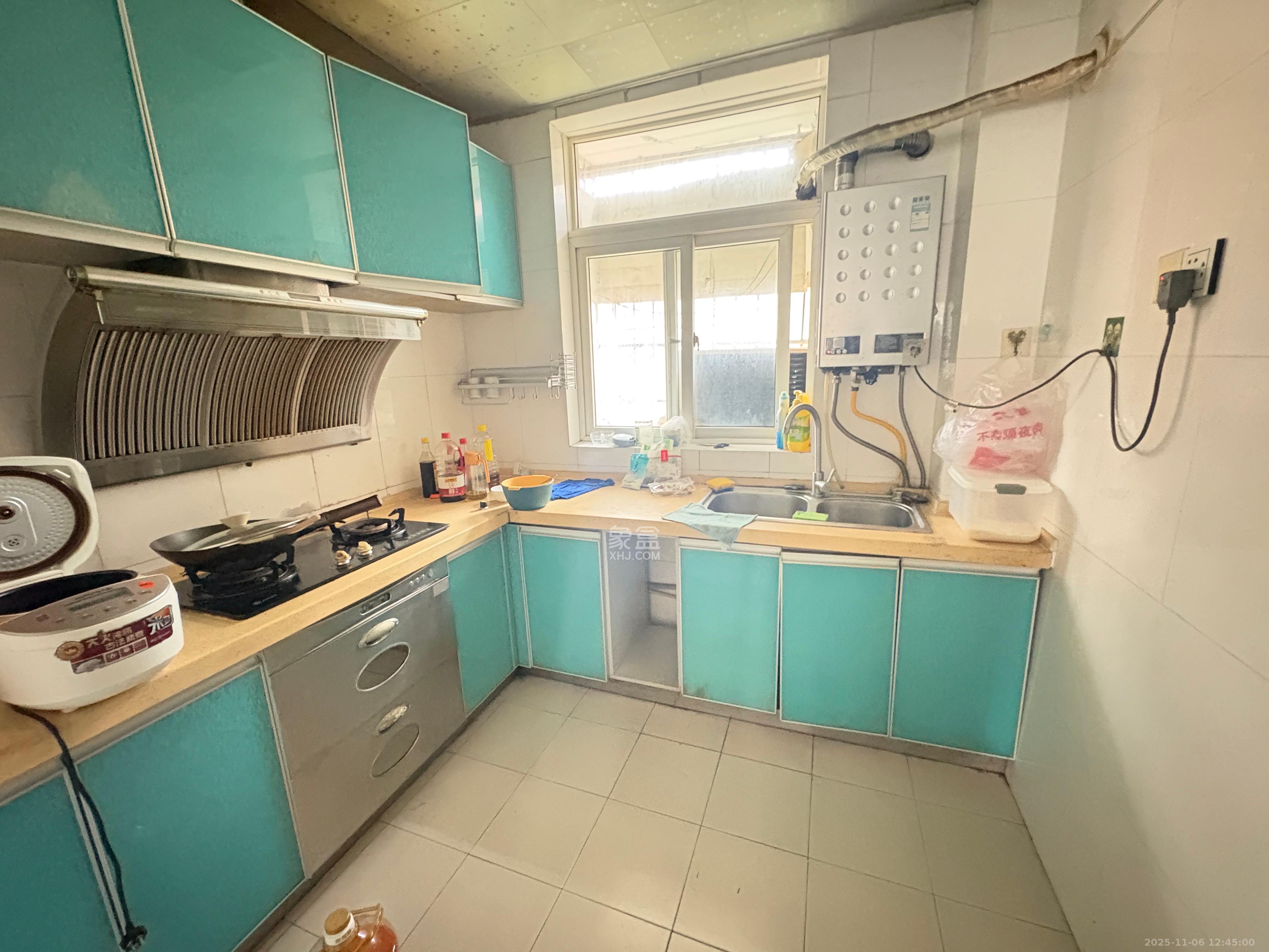 湘瑞家园 1室0厅0卫 600.0元/月 湘瑞家园 1室0厅0卫 600.0元/月室内图