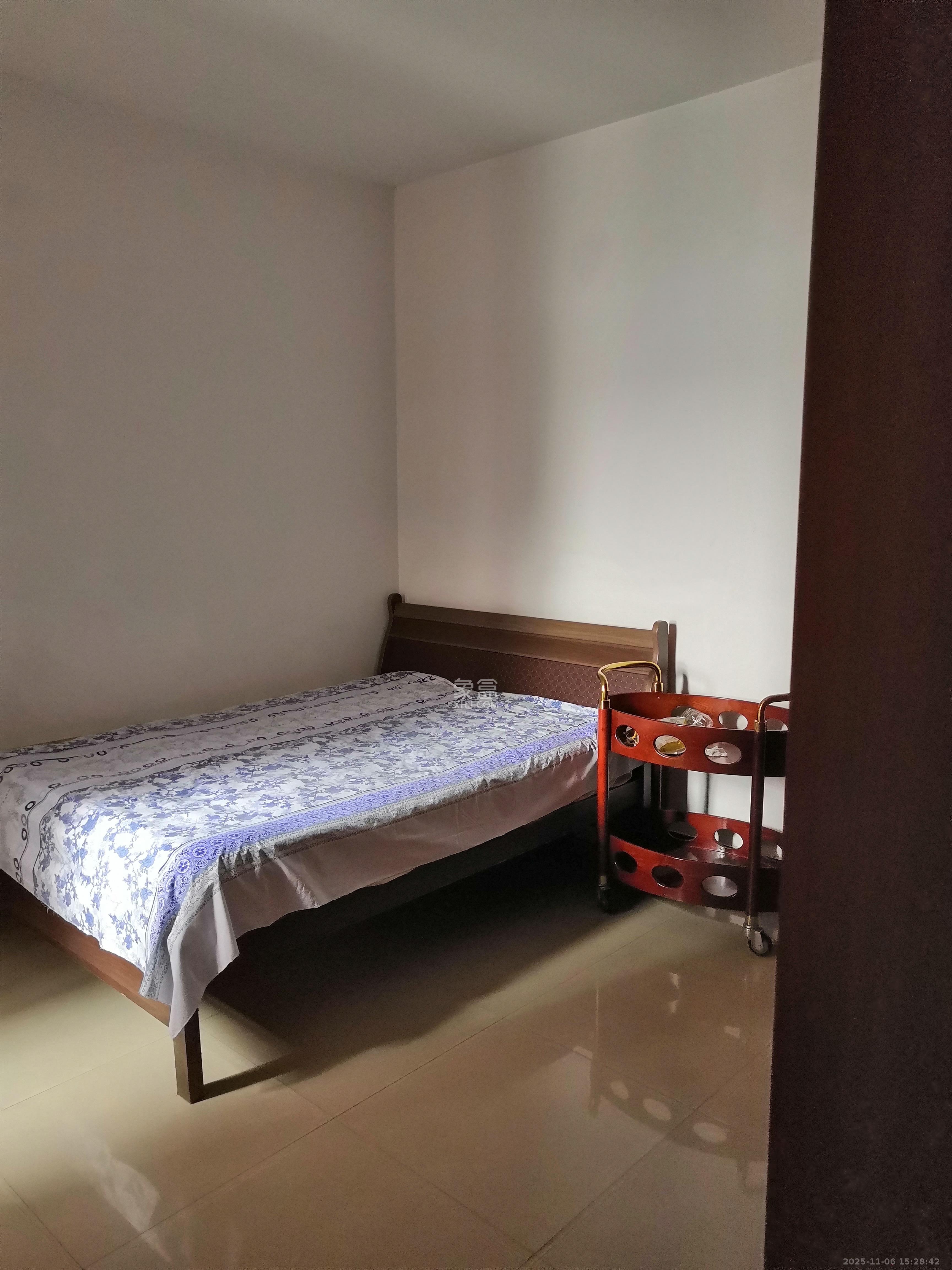 丰泉家园  3室2厅1卫    4500.0元/月室内图