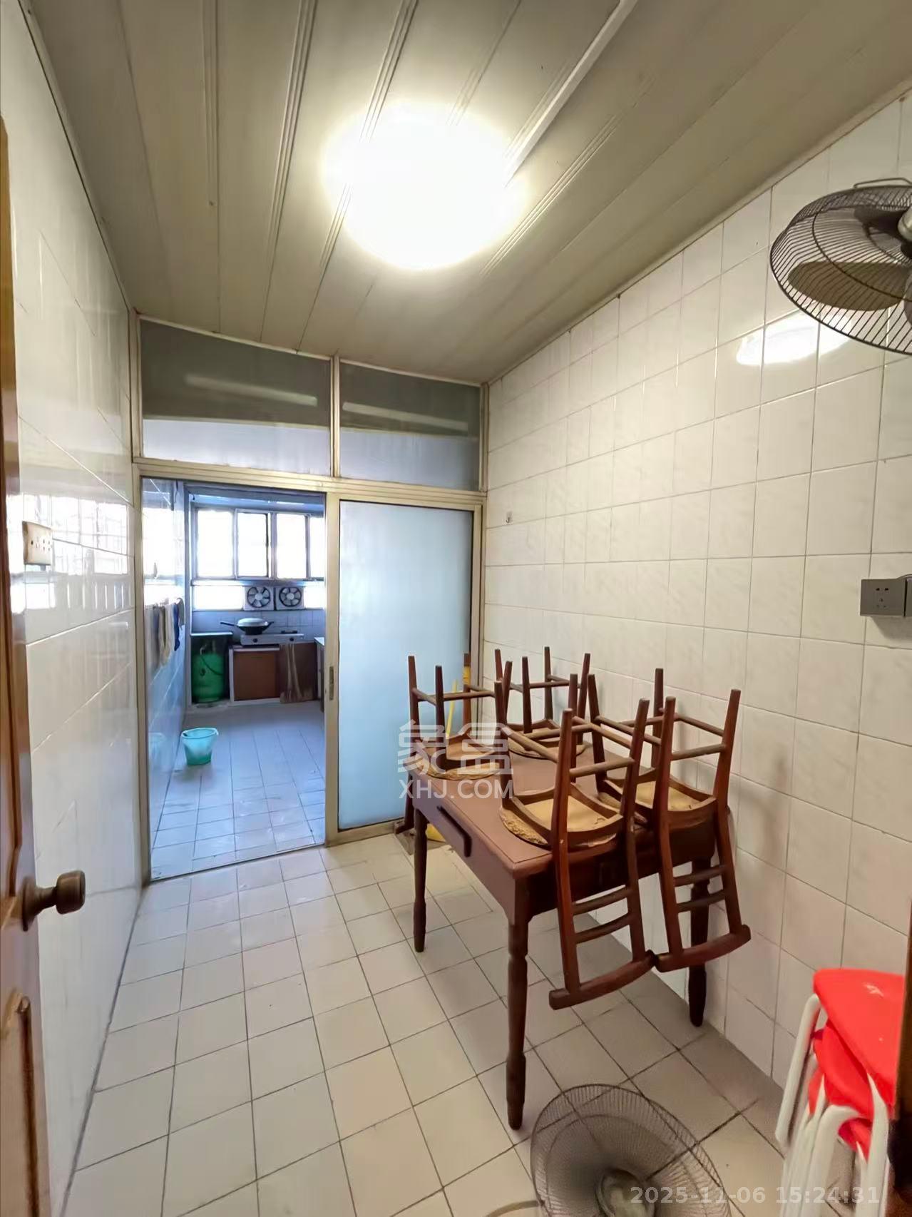 长沙建设银行三支行宿舍  3室2厅1卫    2000.0元/月室内图