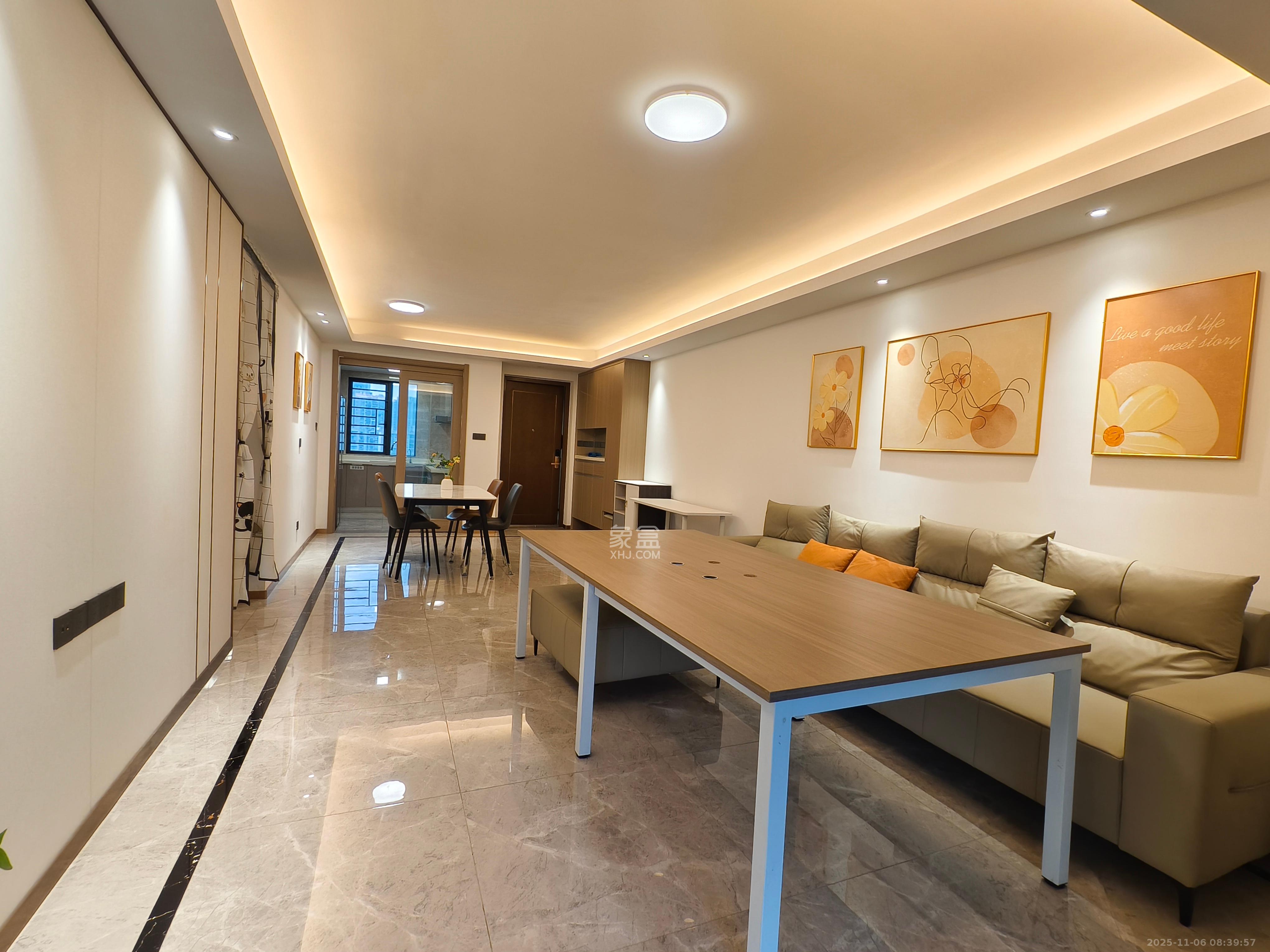 旭辉雨花郡 4室2厅2卫 5000.0元/月 旭辉雨花郡 4室2厅2卫 5000.0元/月室内图