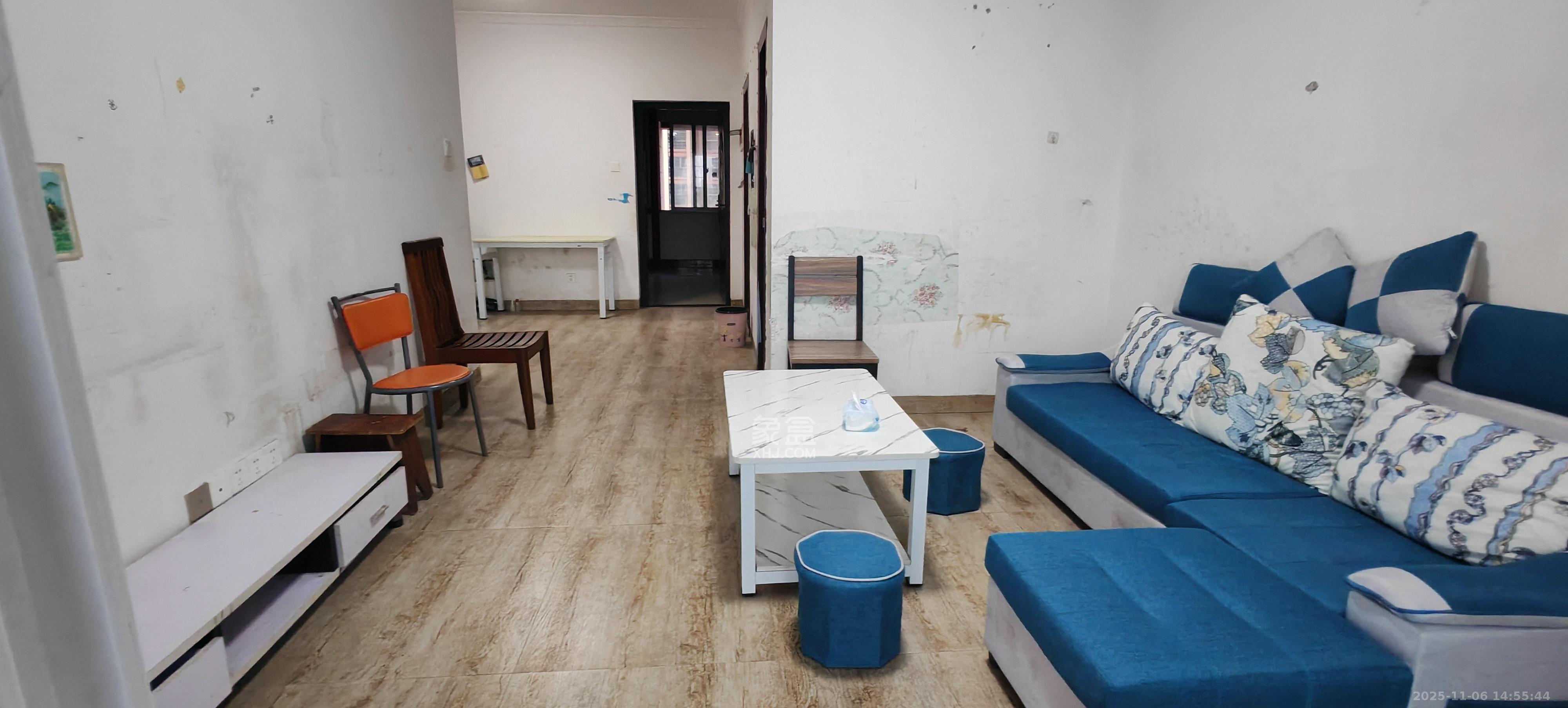 领东汇  2室2厅1卫    1800.0元/月室内图