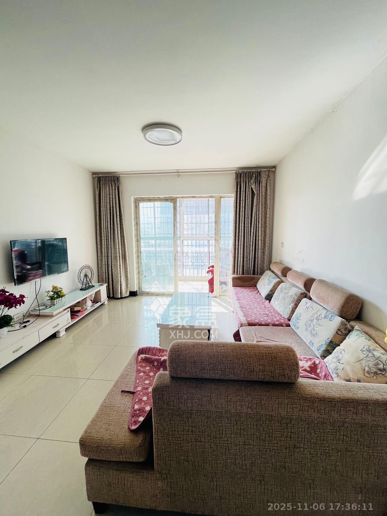 东业苹果社区  3室2厅1卫    1700.0元/月