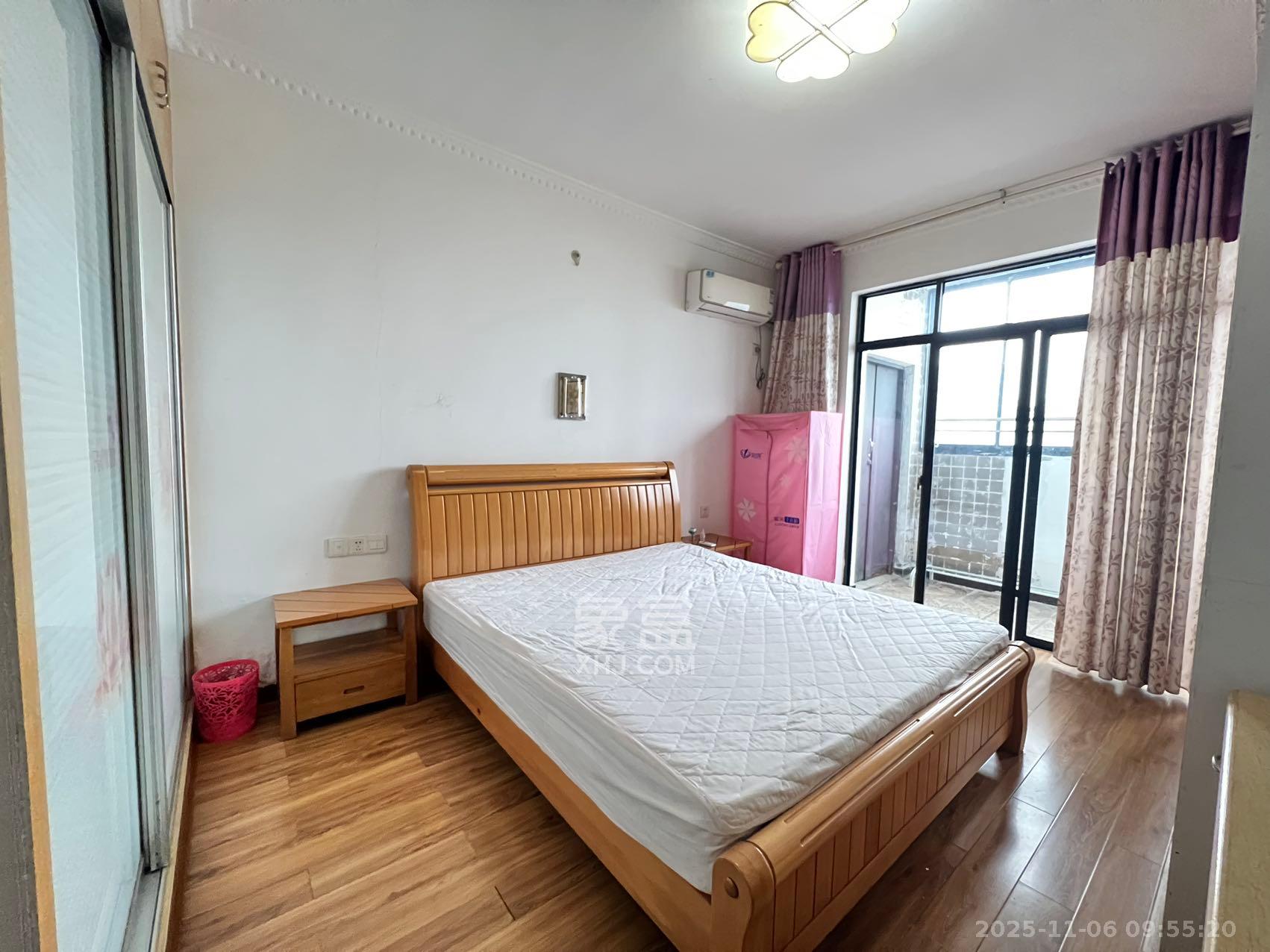 湘江世纪城望江苑  3室2厅2卫    2700.0元/月室内图