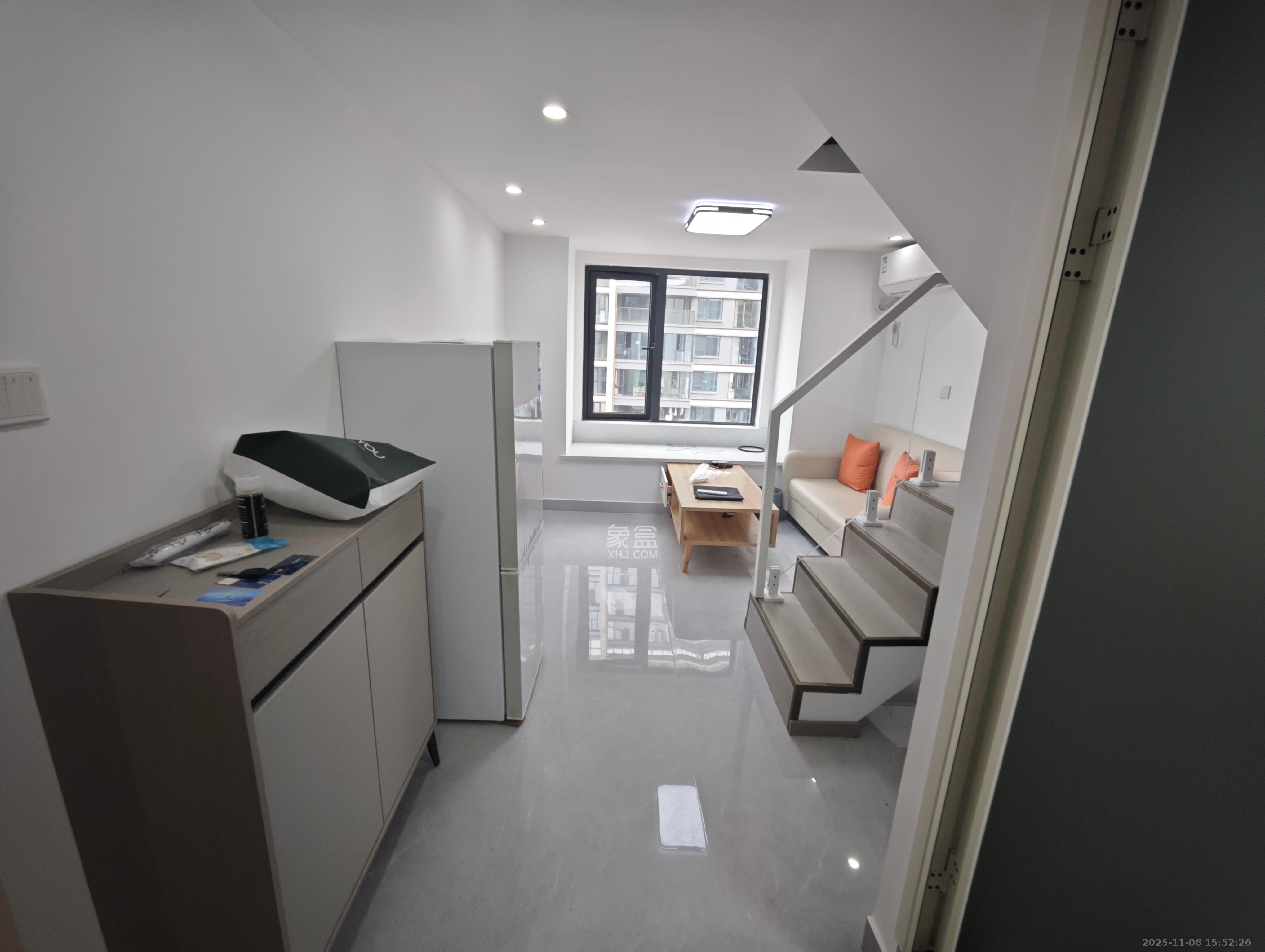 金地峯范 1室0厅0卫 2000.0元/月 金地峯范 1室0厅0卫 2000.0元/月室内图