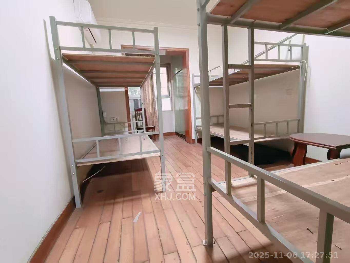 区政府宿舍  3室1厅1卫    2500.0元/月室内图